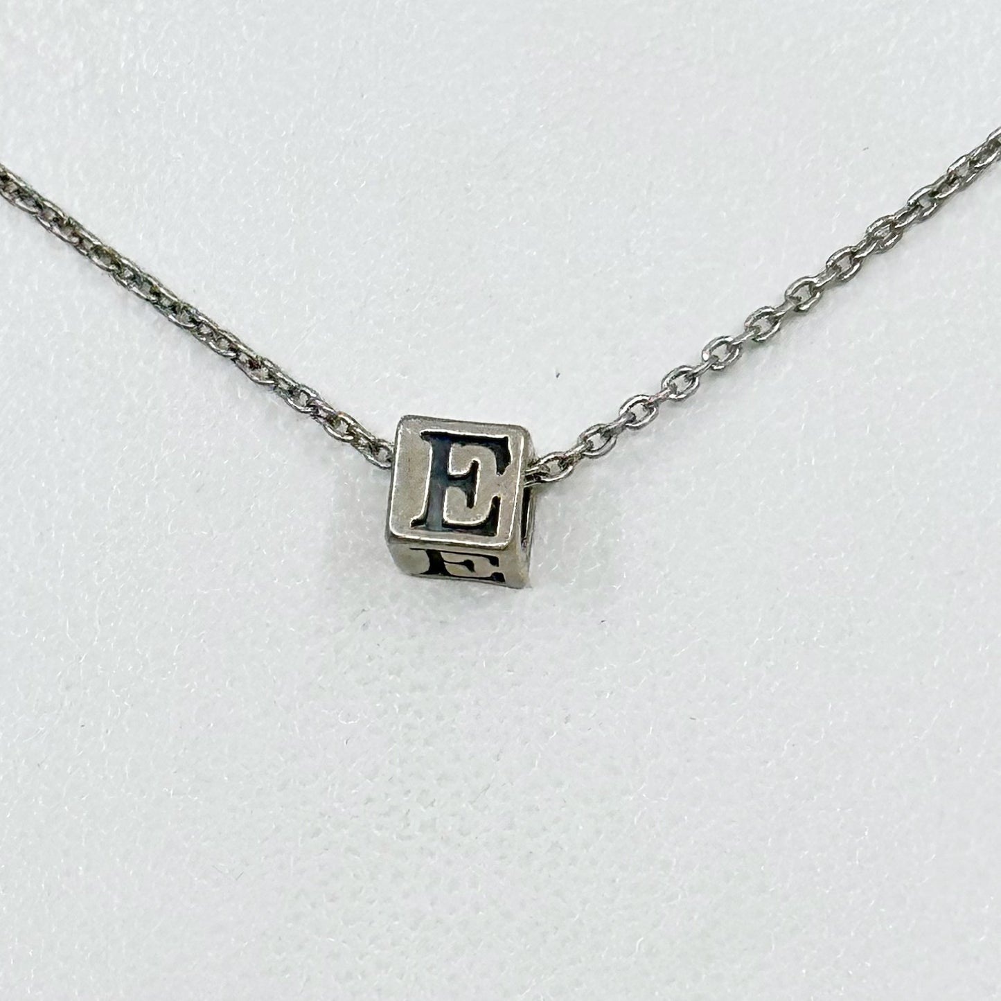 sterling silver alphabet block letter E bead pendant GM462