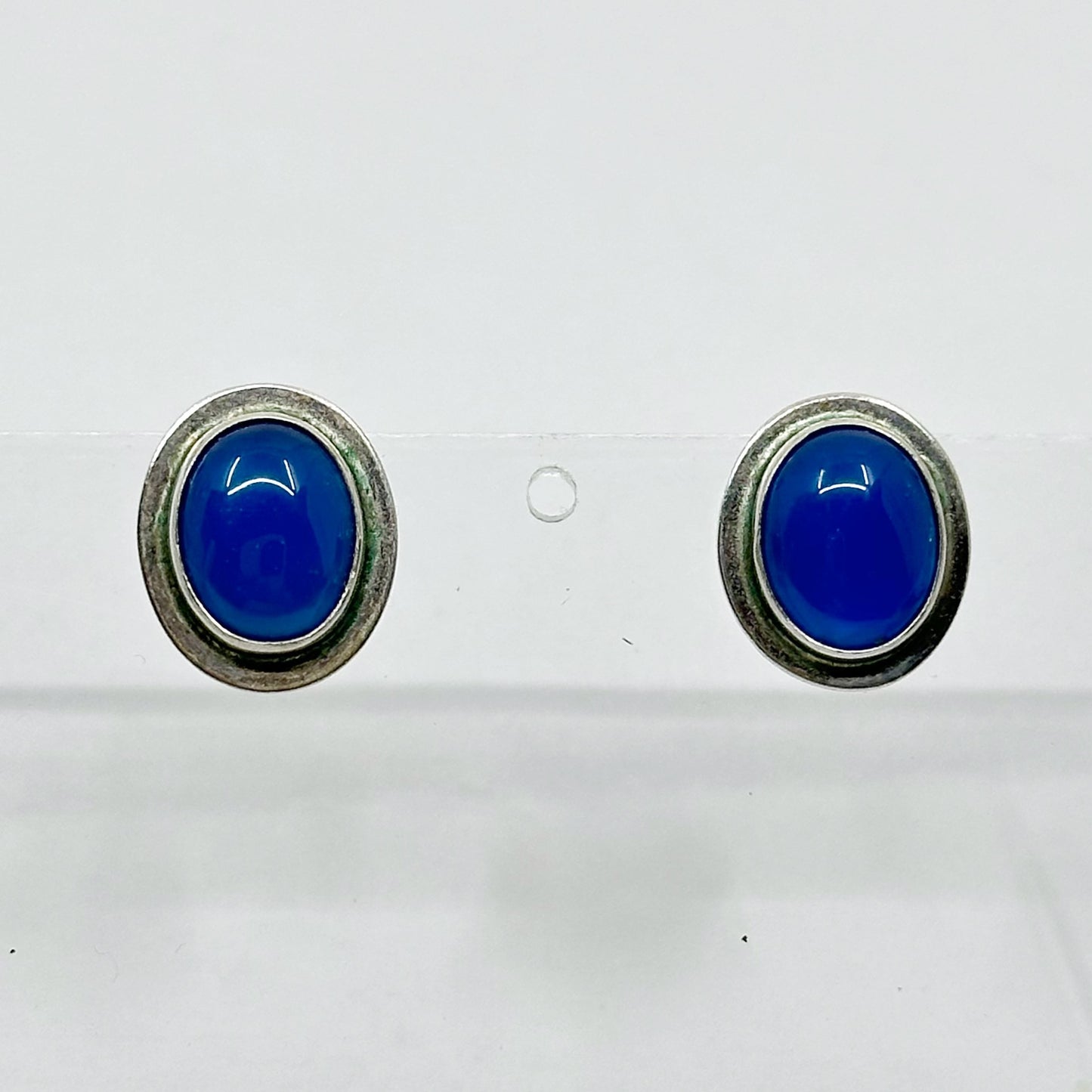 Joaquin Tinta Ecuador sterling silver Chalcedony earrings GM475