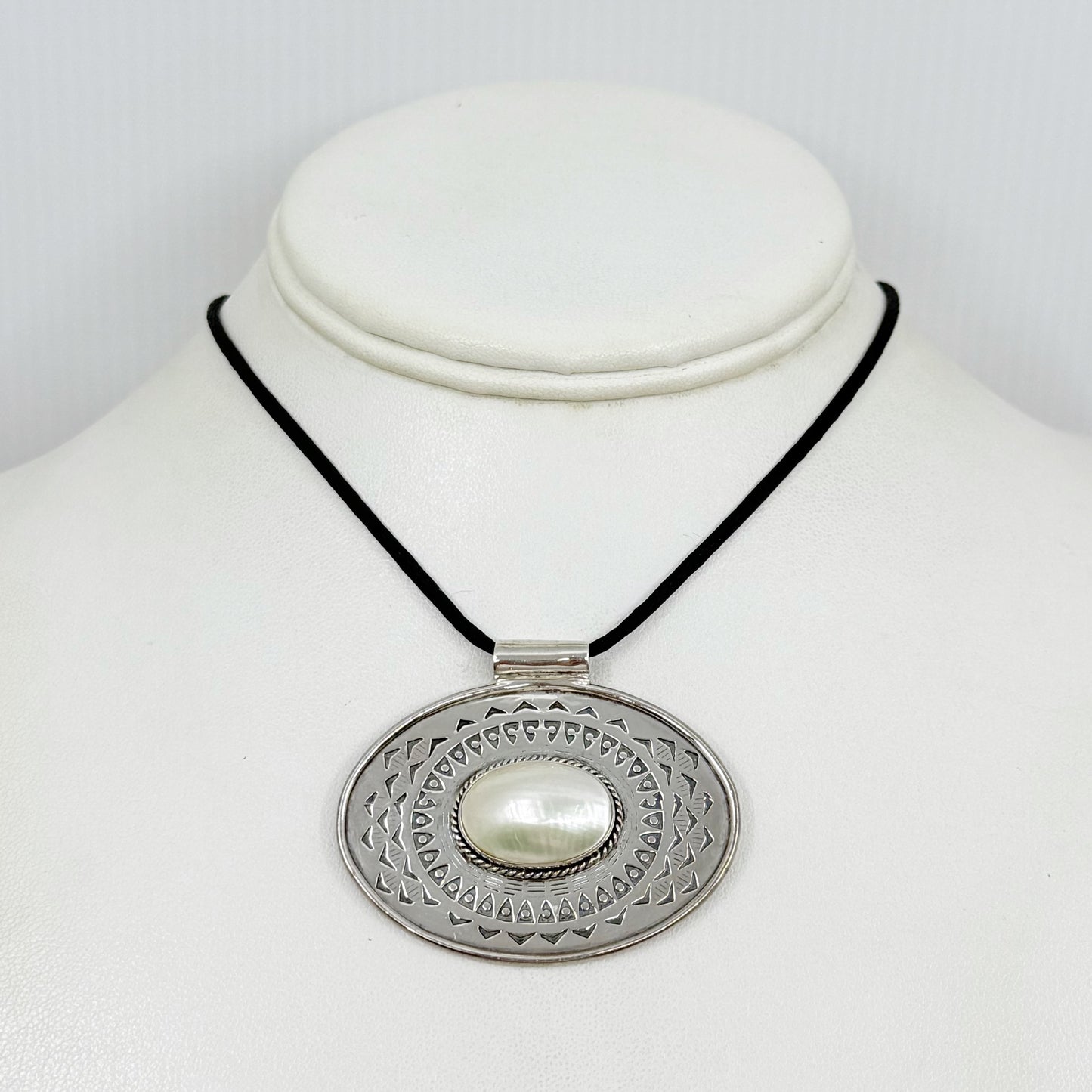 Sterling silver Mabe Pearl pendant GM484