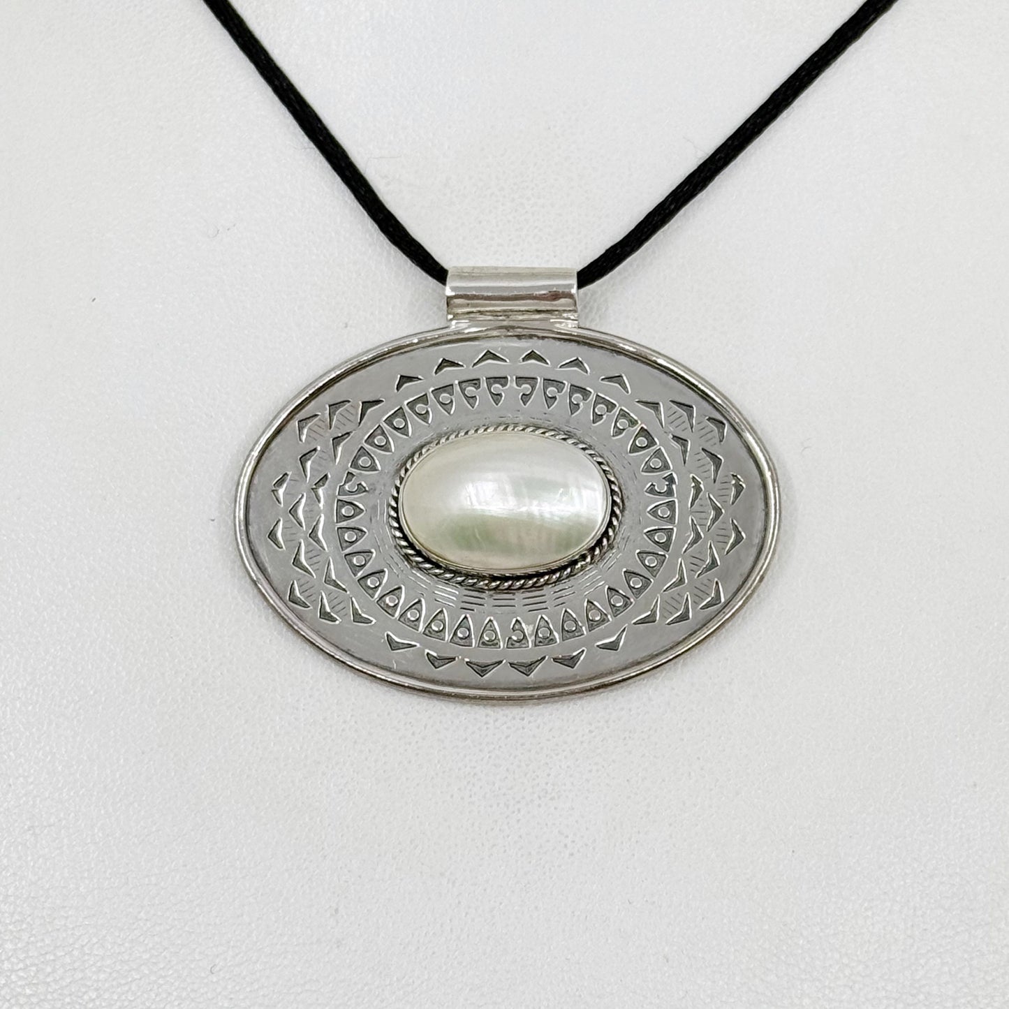 Sterling silver Mabe Pearl pendant GM484