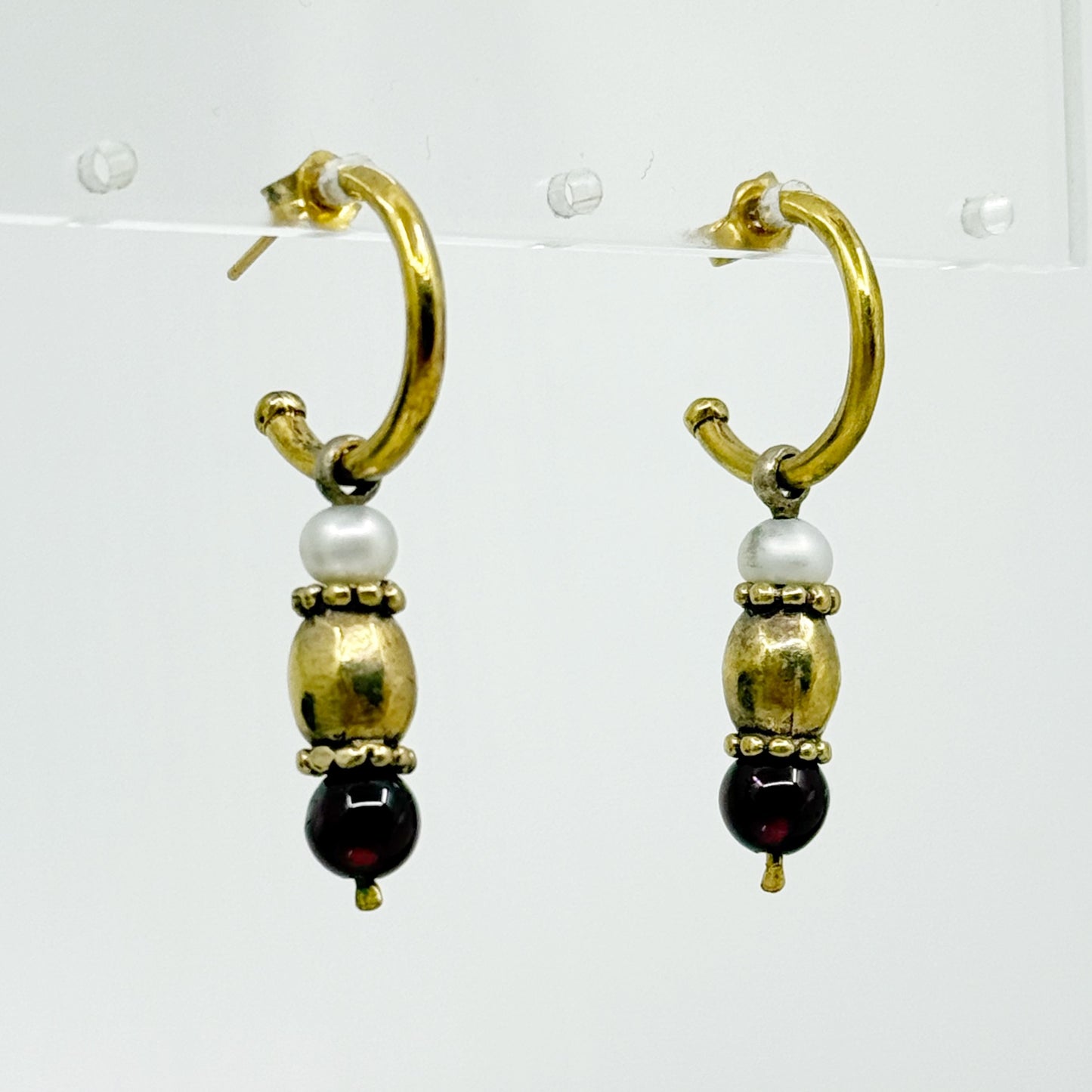Metropolitan Museum of Art MMA Gold vermeil Sterling silver pearl & garnet earrings GM511