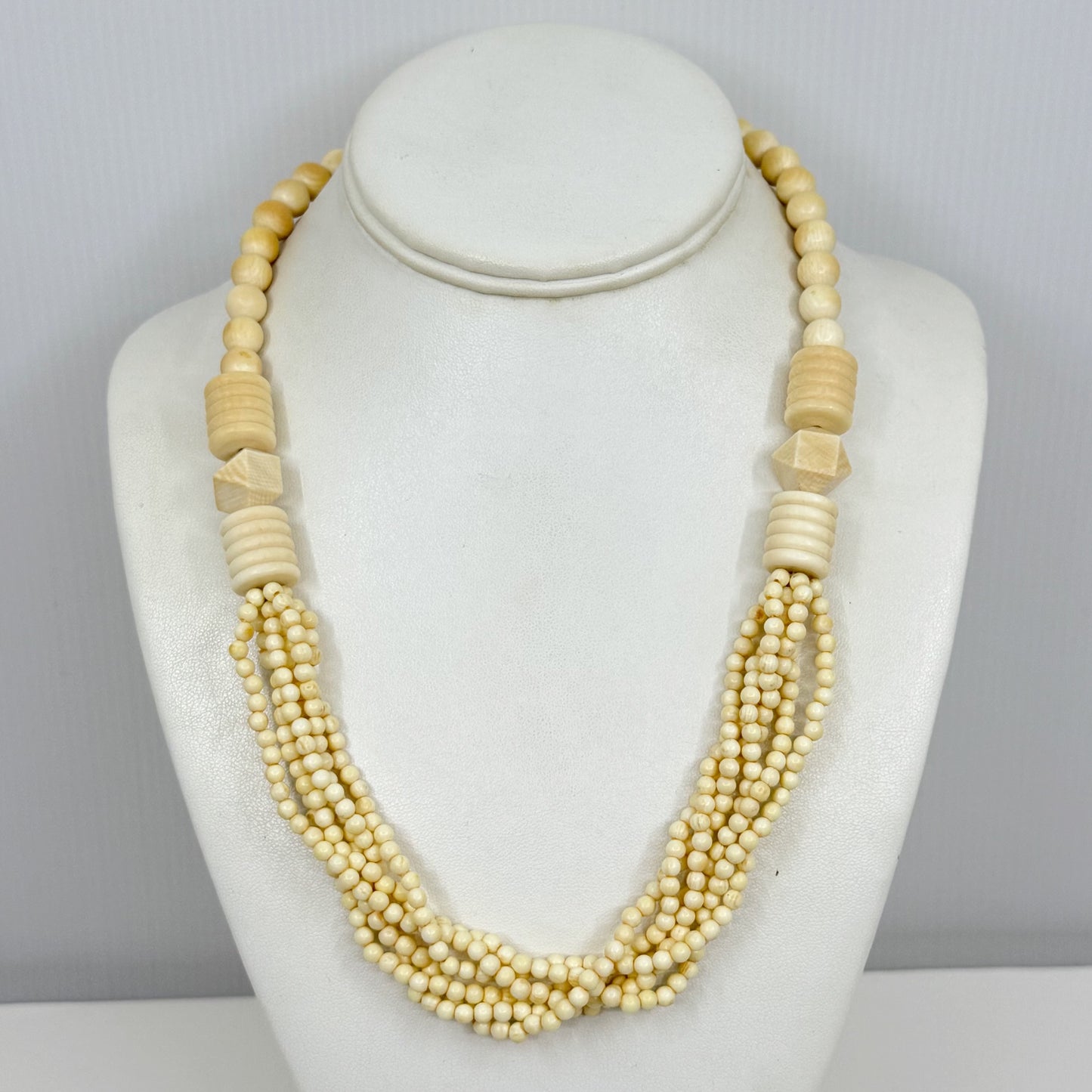 Vintage carved bone bead necklace GM521