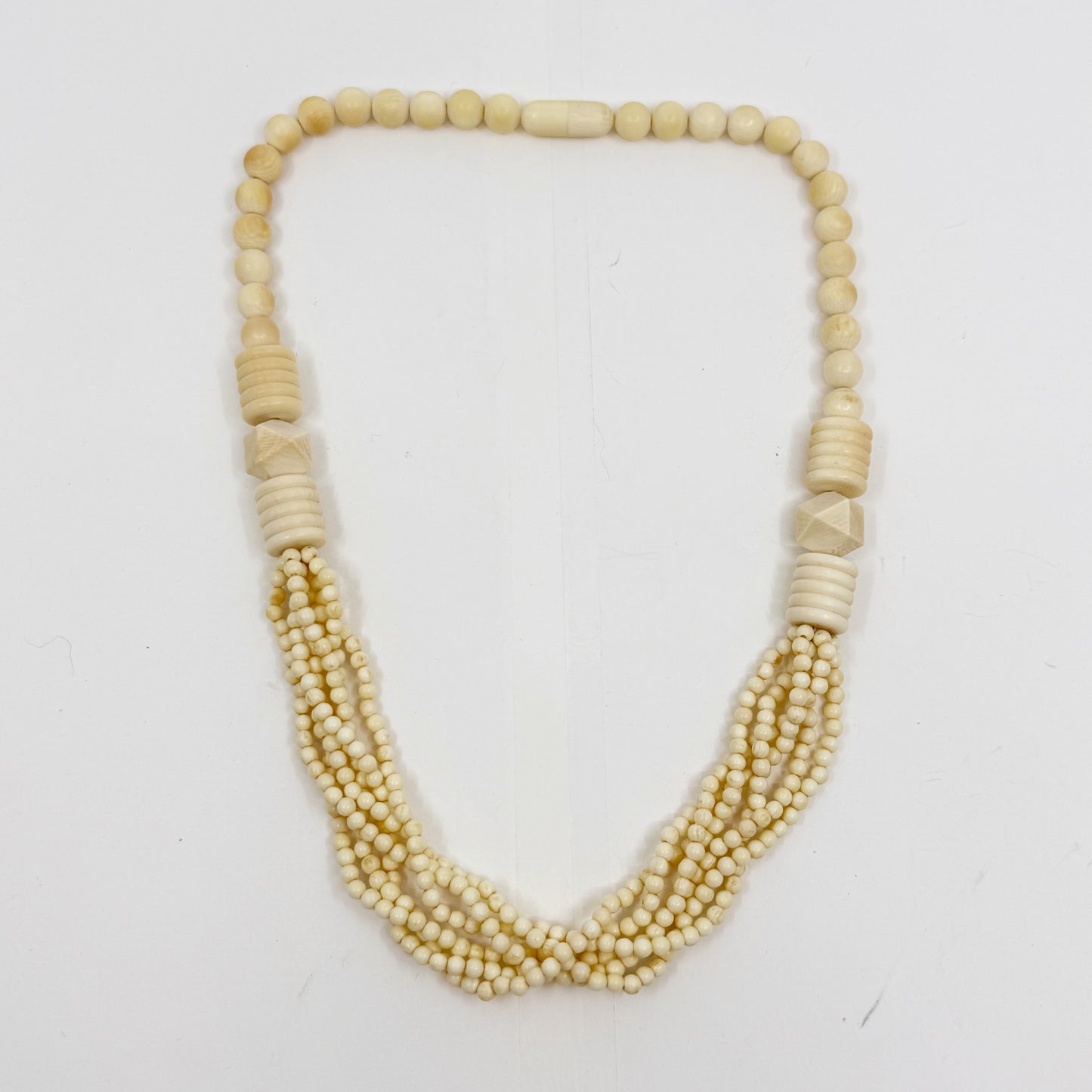Vintage carved bone bead necklace GM521