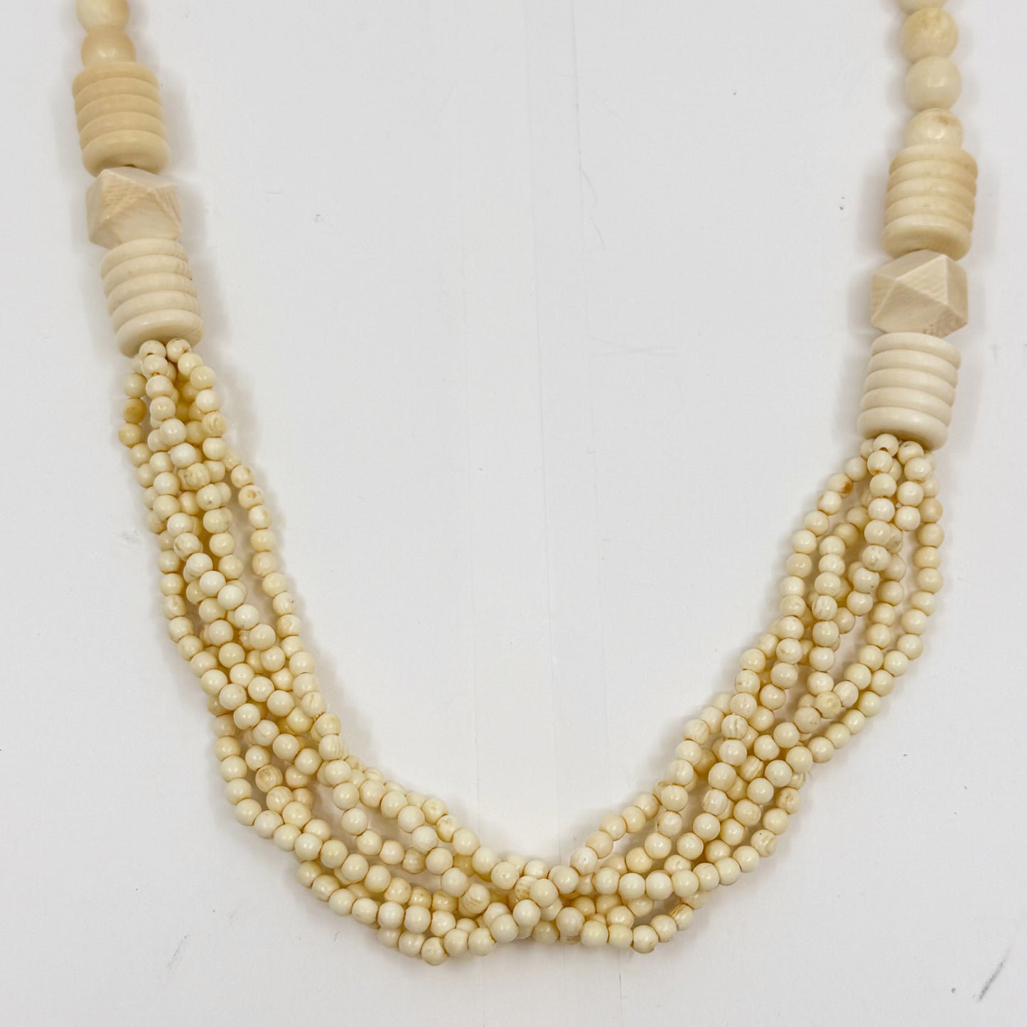 Vintage carved bone bead necklace GM521