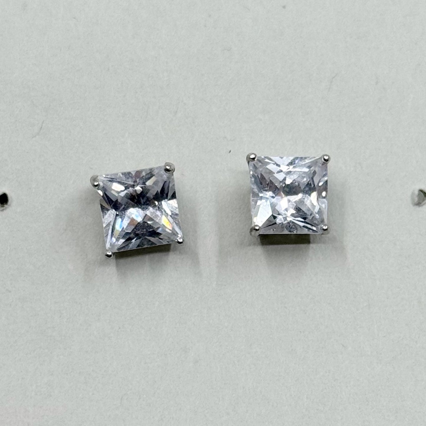 sterling silver 6mm cubic zirconia stud earrings - GM53
