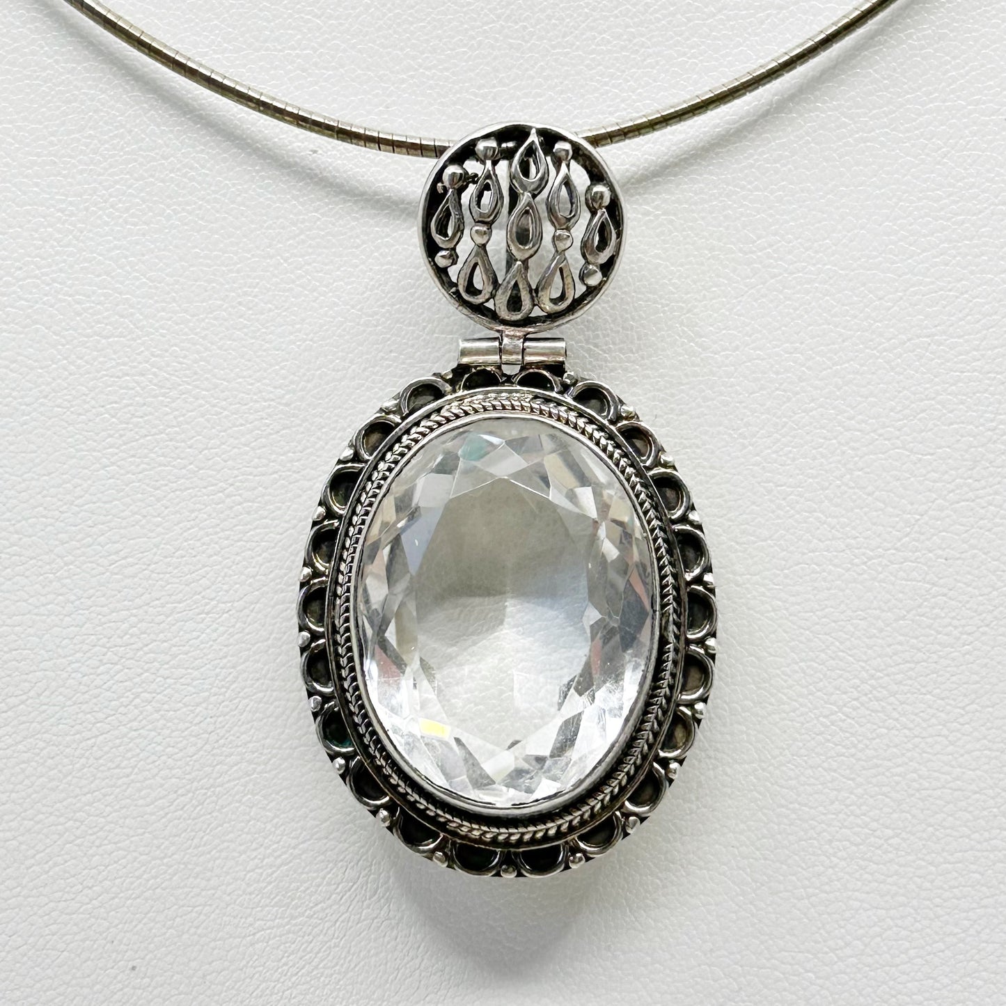 Sterling silver rock crystal pendant GM552