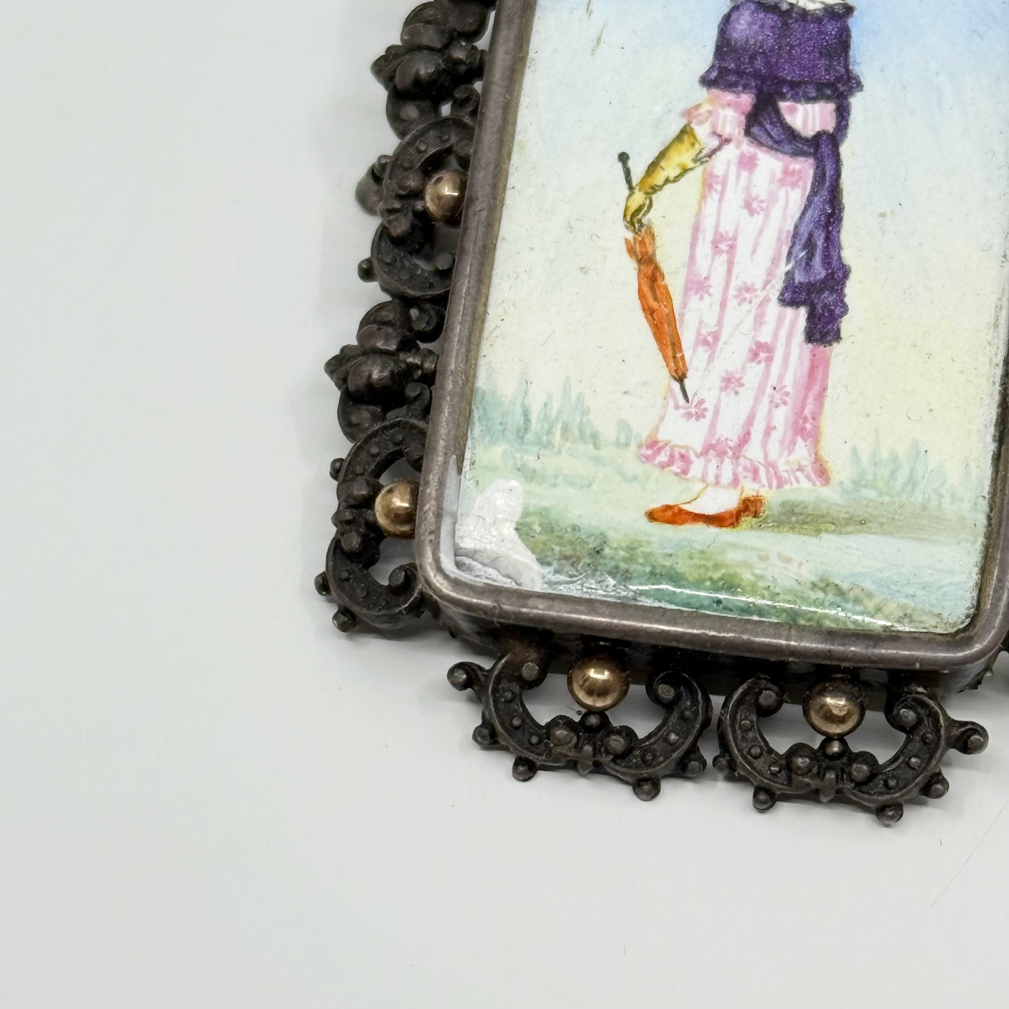 Georgian 18k gold sterling silver Hand Painted porcelain brooch GM577