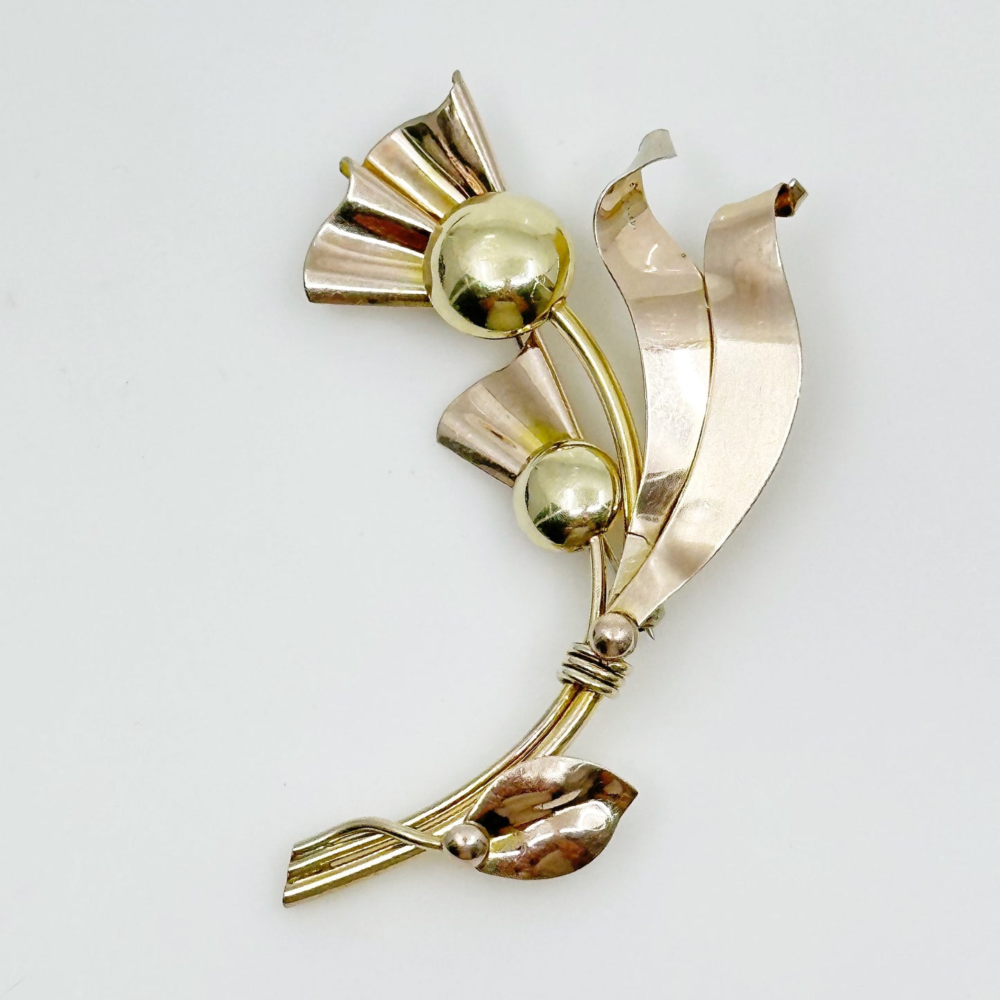 Vintage 10k gold filled floral brooch - GM59
