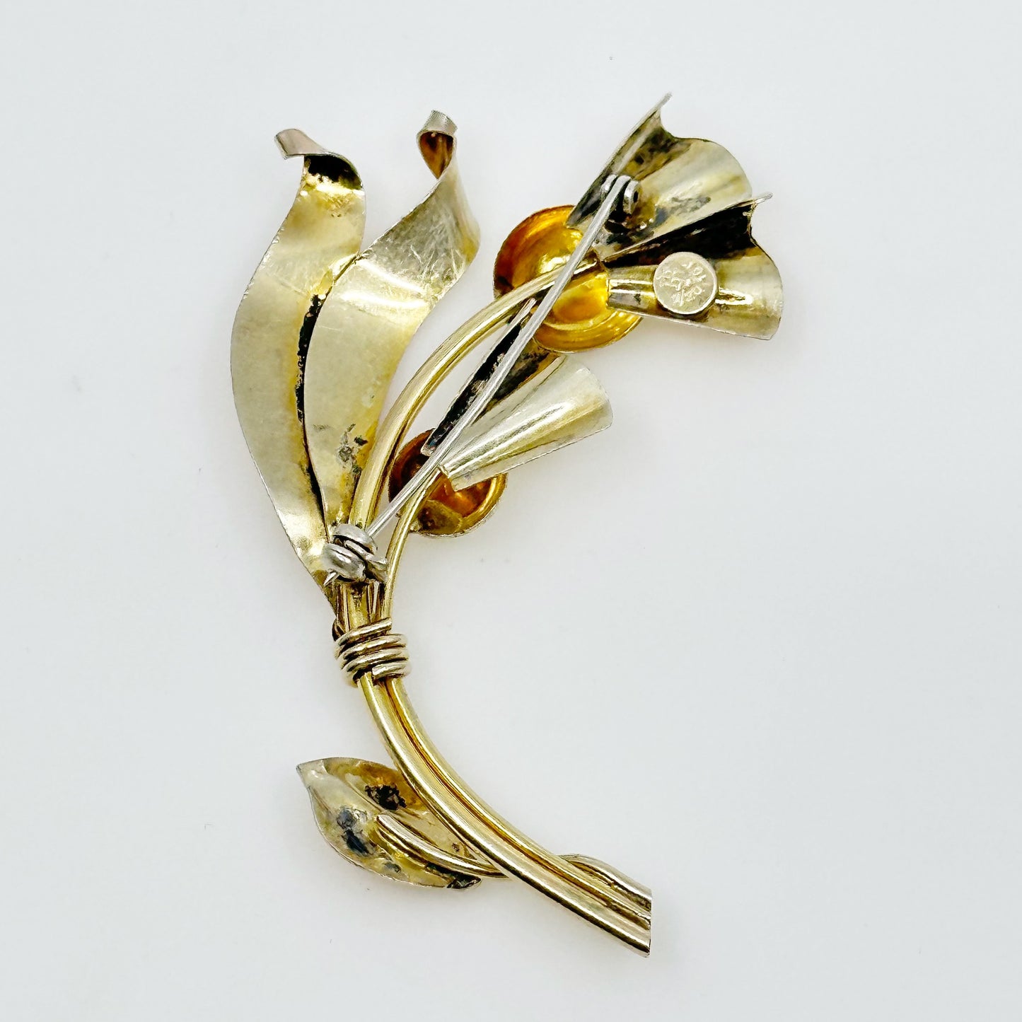 Vintage 10k gold filled floral brooch - GM59