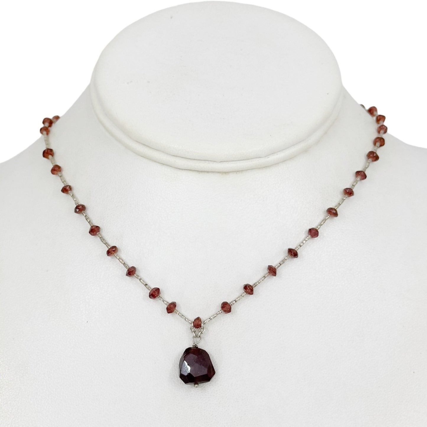 Hand Made sterling silver garnet bead necklace GM608