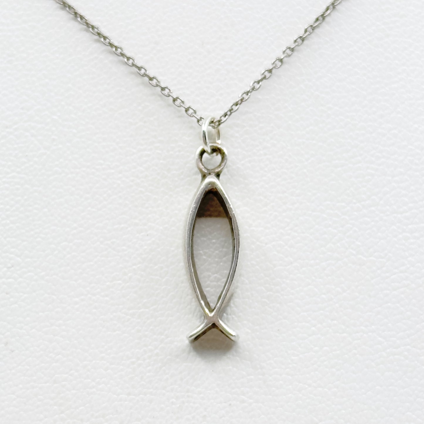 Sterling Silver Ichthus Christian Fish pendant GM612