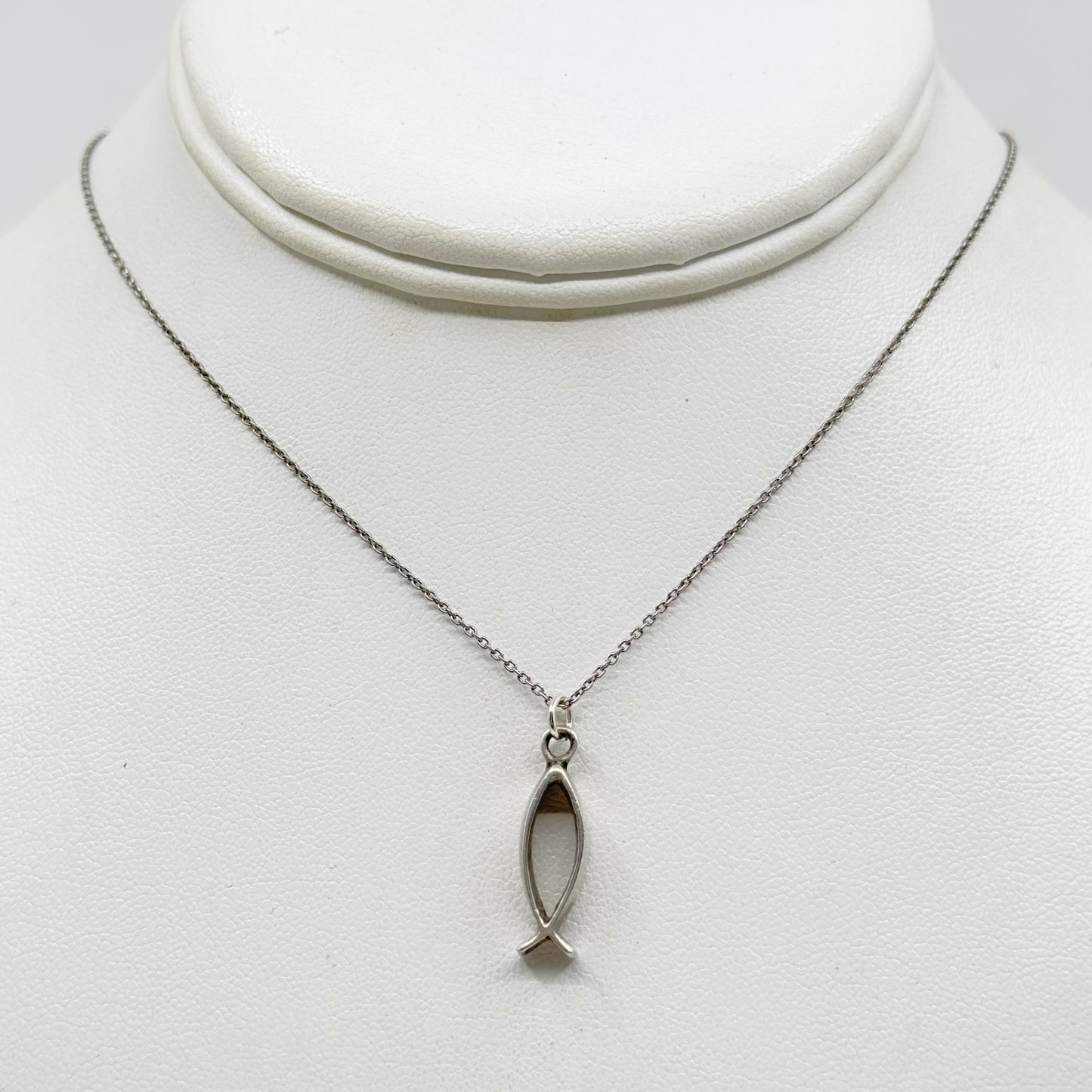 Sterling Silver Ichthus Christian Fish pendant GM612