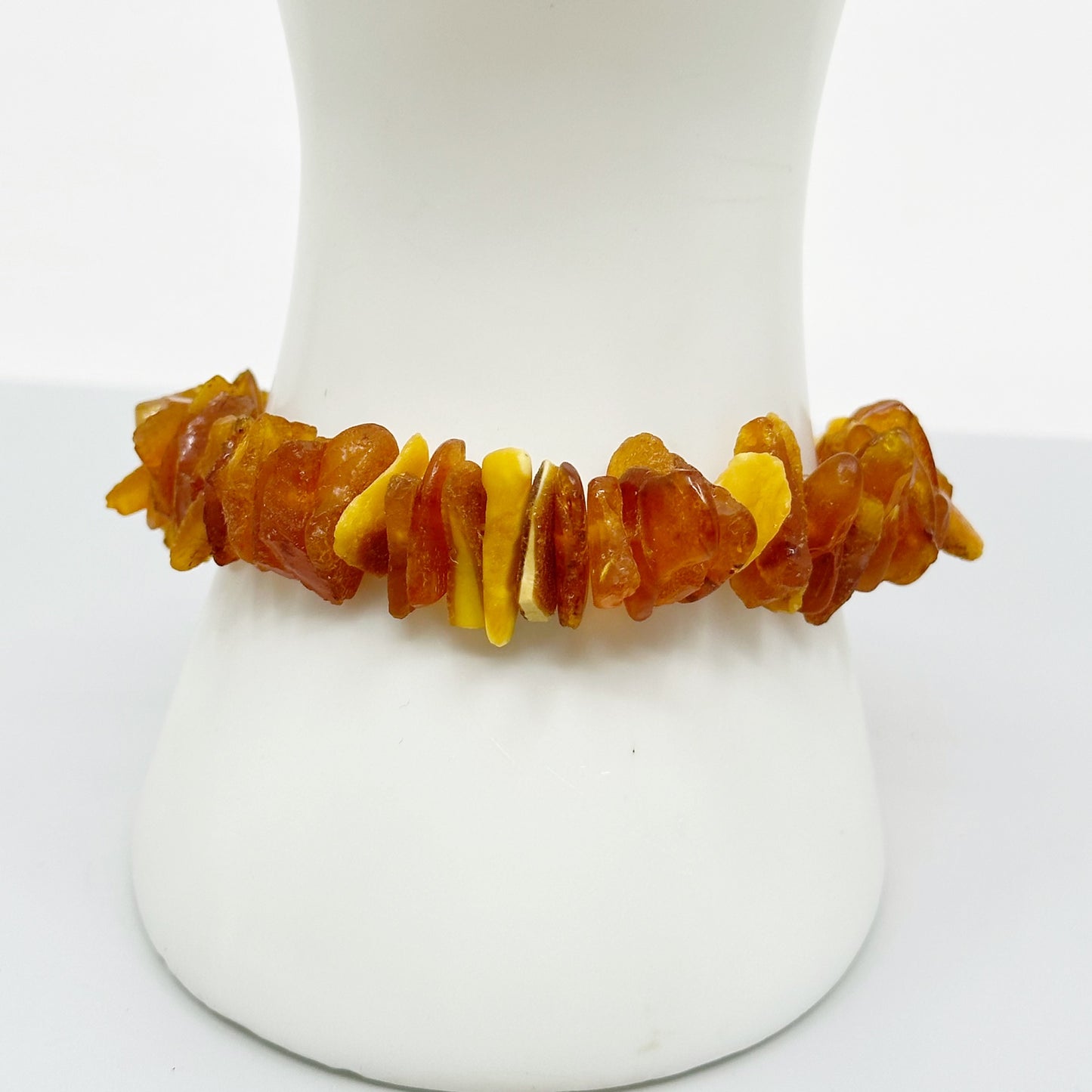 Vintage baltic amber stretch bracelet GM616