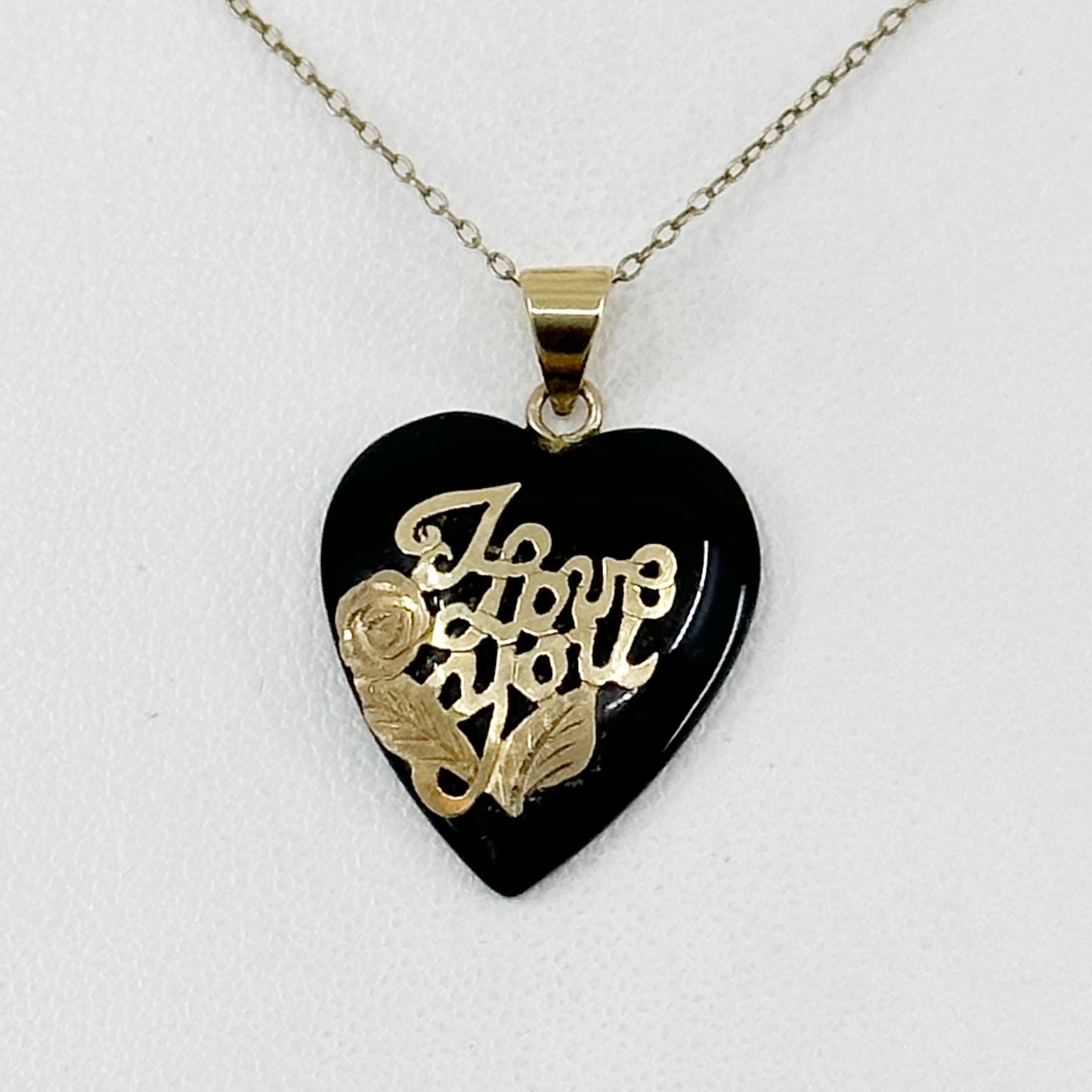 14k yellow gold I love you onyx heart pendant - GM292