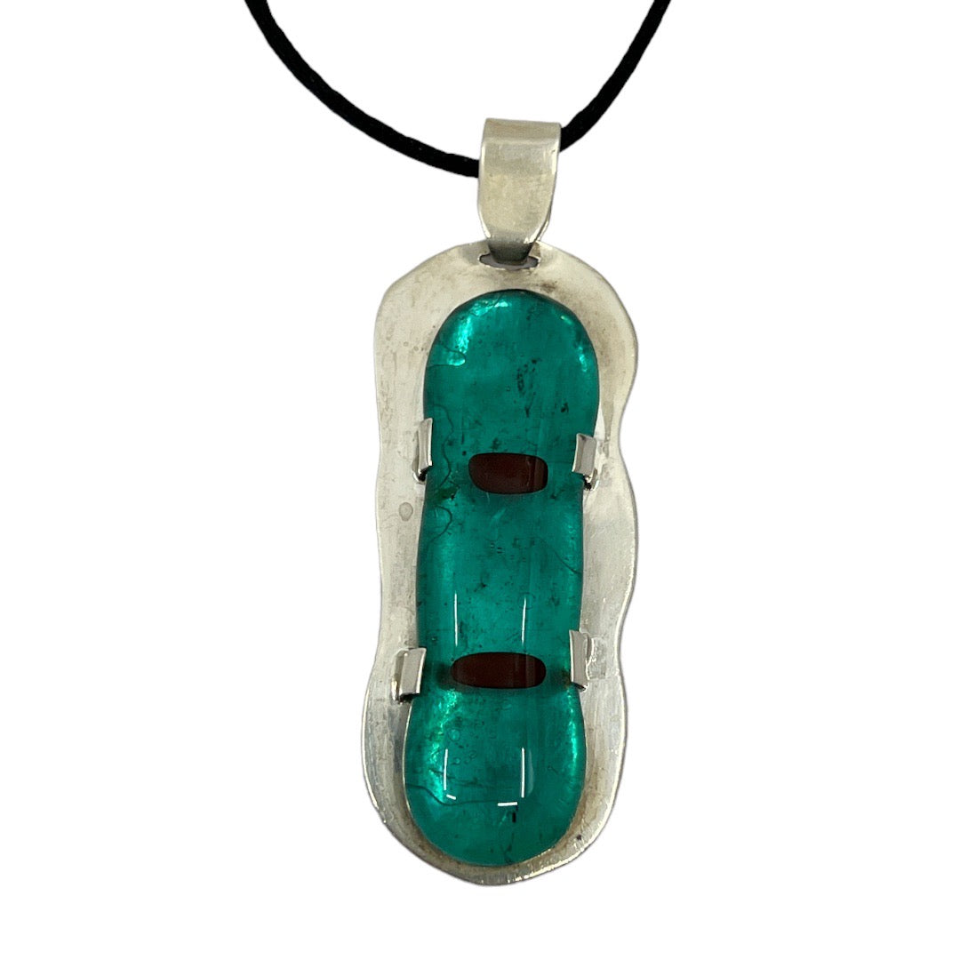 Hand Made Sterling silver glass pendant GM655