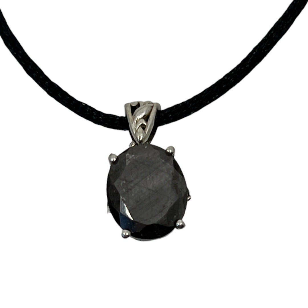 Sterling silver black sapphire pendant GM659