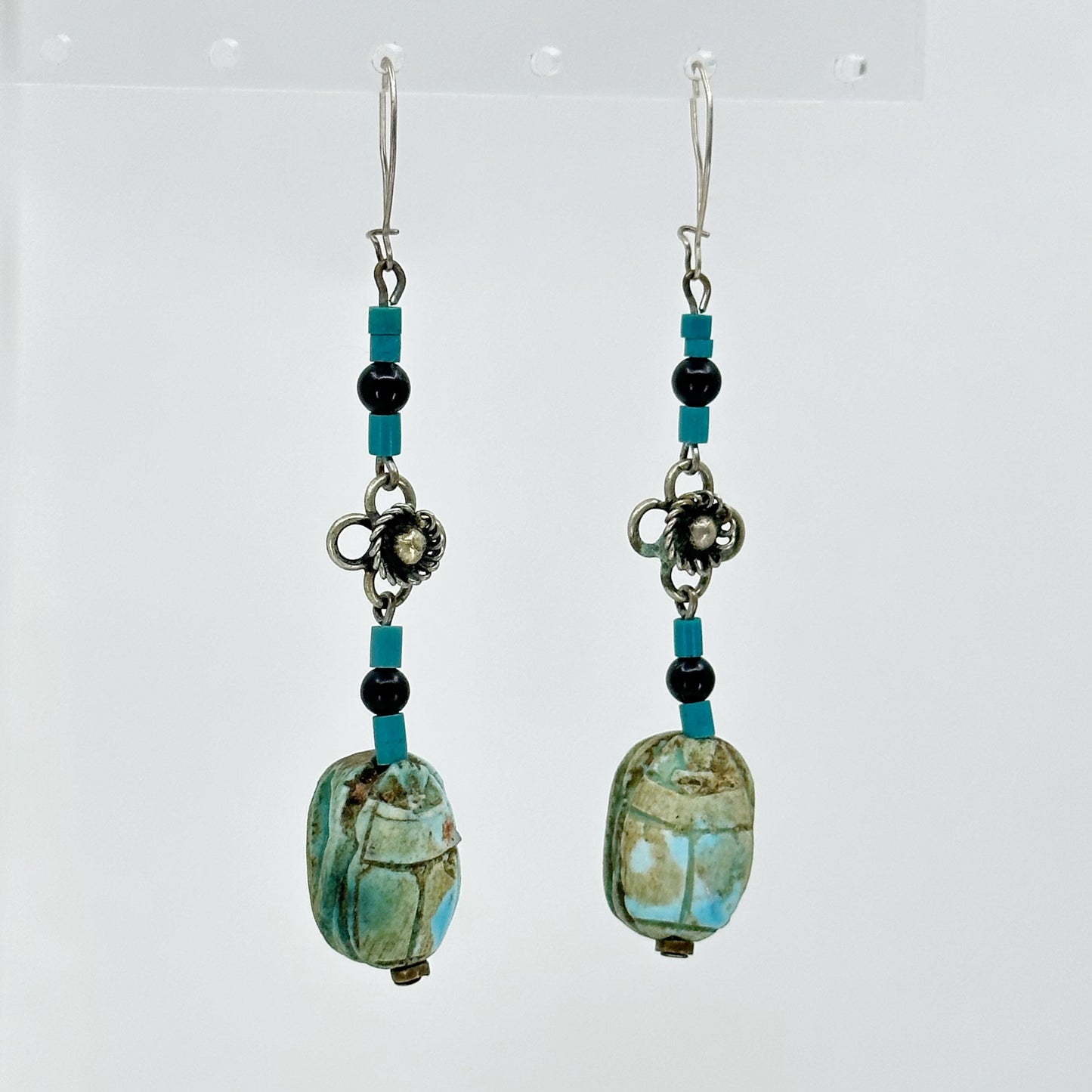 Vintage sterling silver Egyptian scarab drop earrings GM660