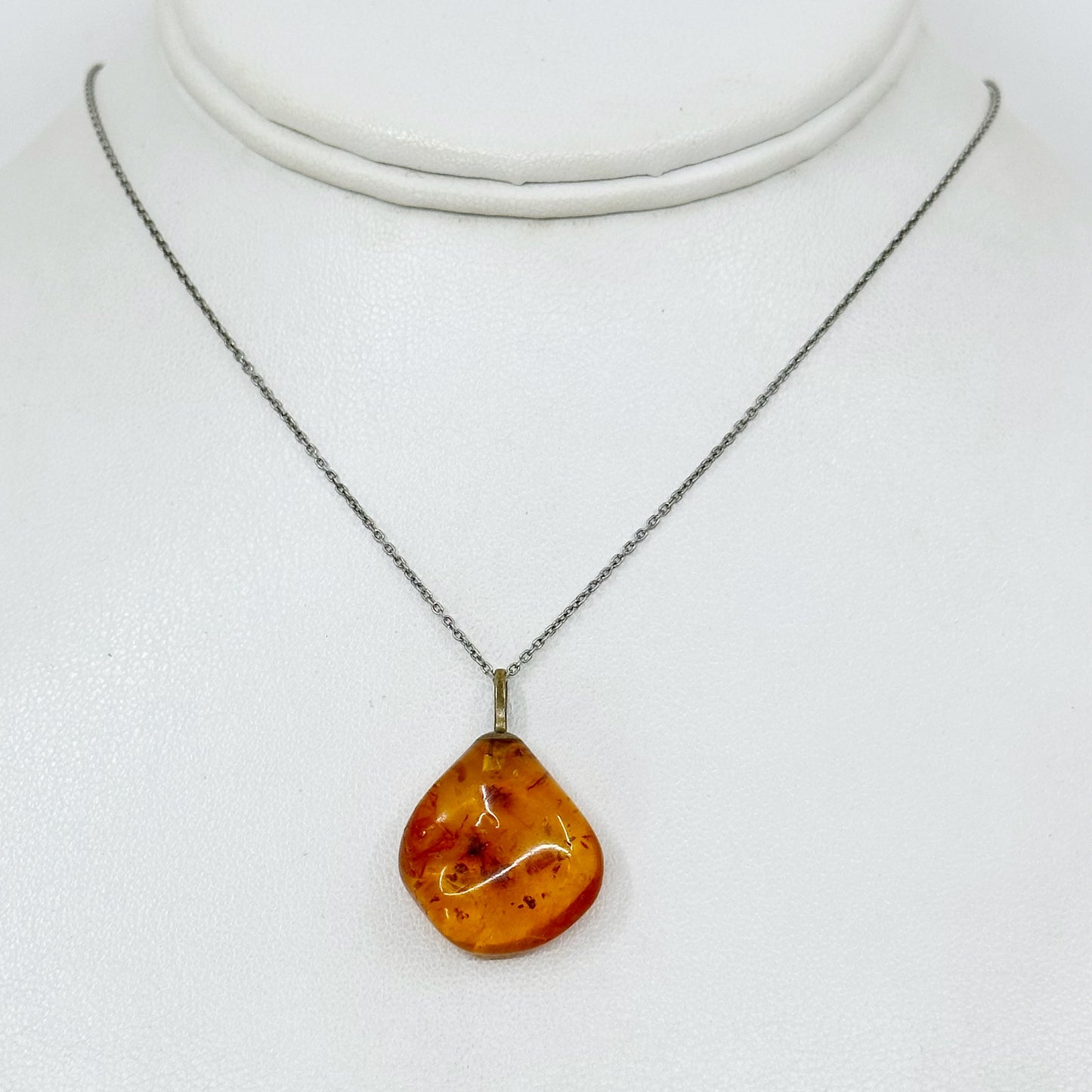 vintage 14k Gold filled Baltic Amber pendant GM680