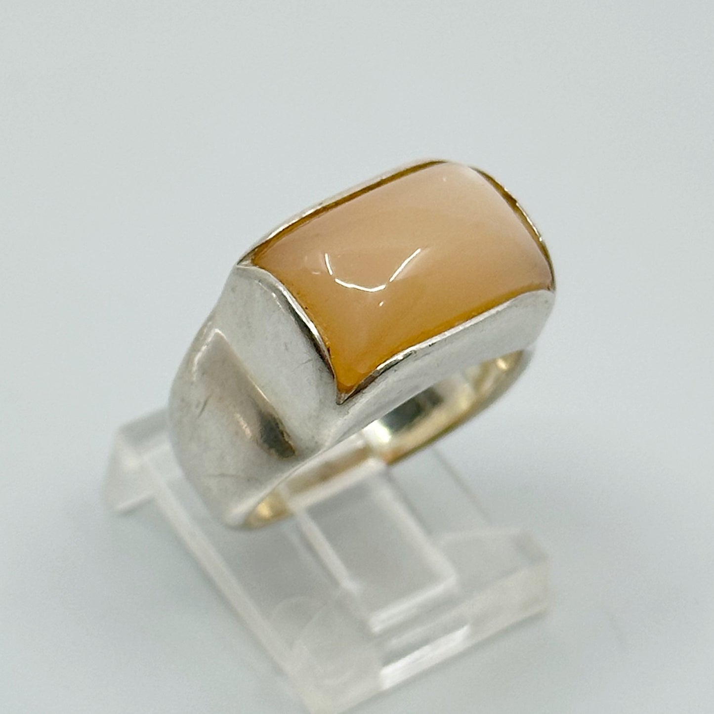 Sterling silver moonstone ring GM708