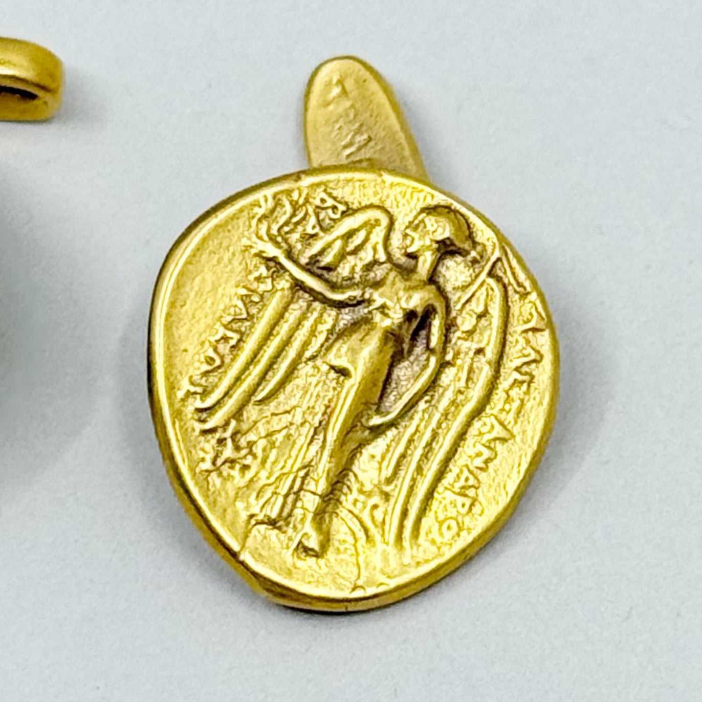 MMA Metropolitan Museum of Art Greek Coin gold tone cufflinks - GM72