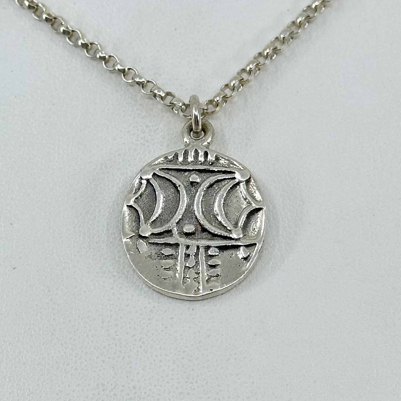 Sterling silver coin medal pendant necklace GM729