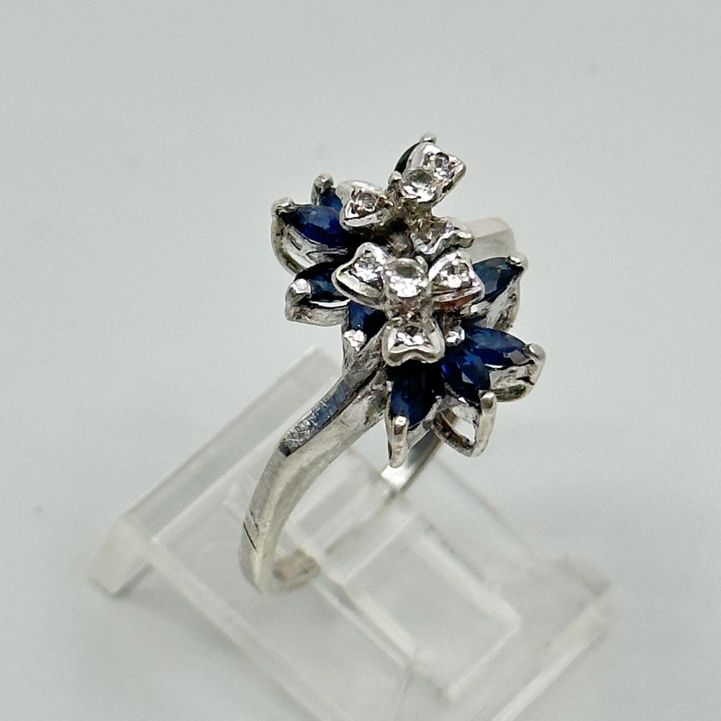 Vintage Sterling silver sapphire & cubic zirconia ring GM732