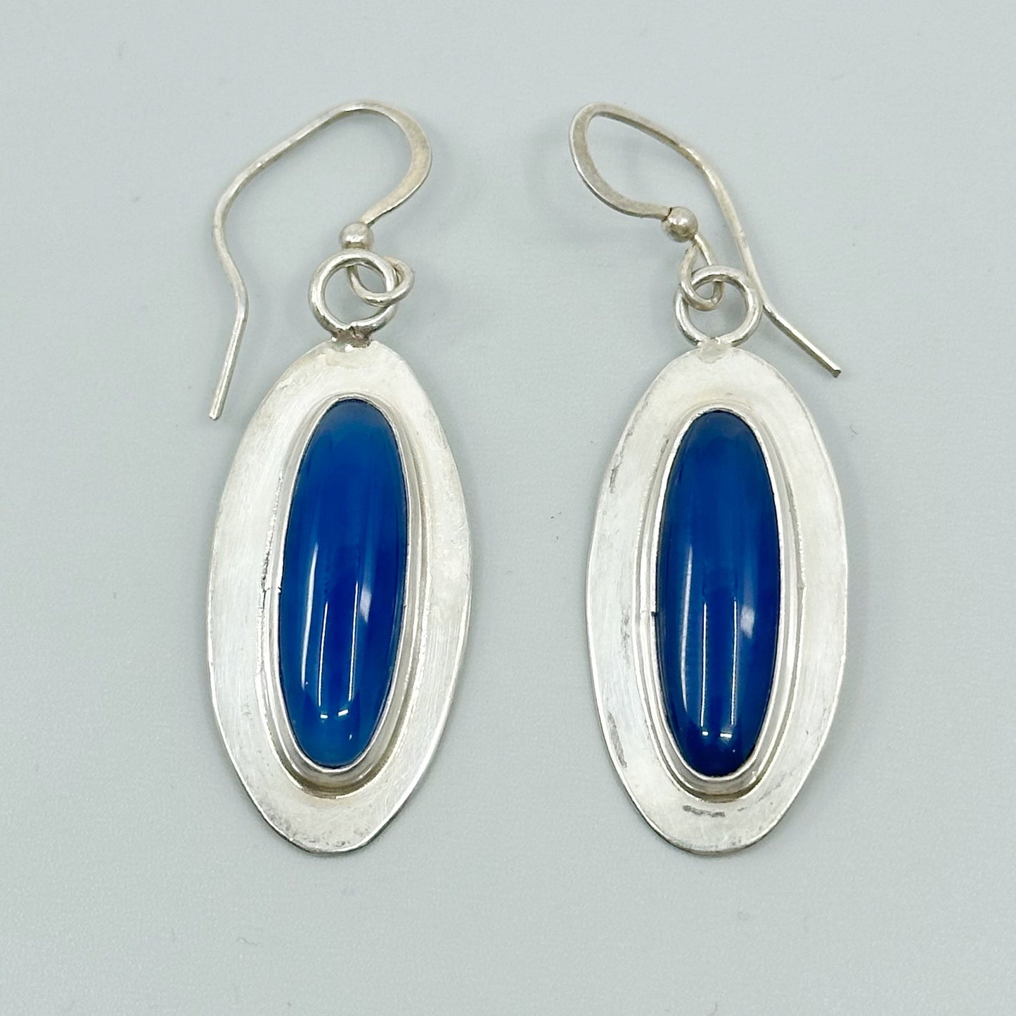 Hand Made sterling silver chalcedony earrings GM742