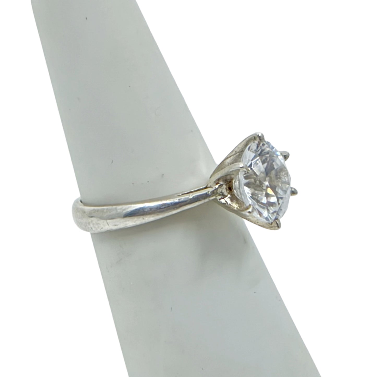 Hand Made Sterling silver cubic zirconia solitaire engagement ring - GM749