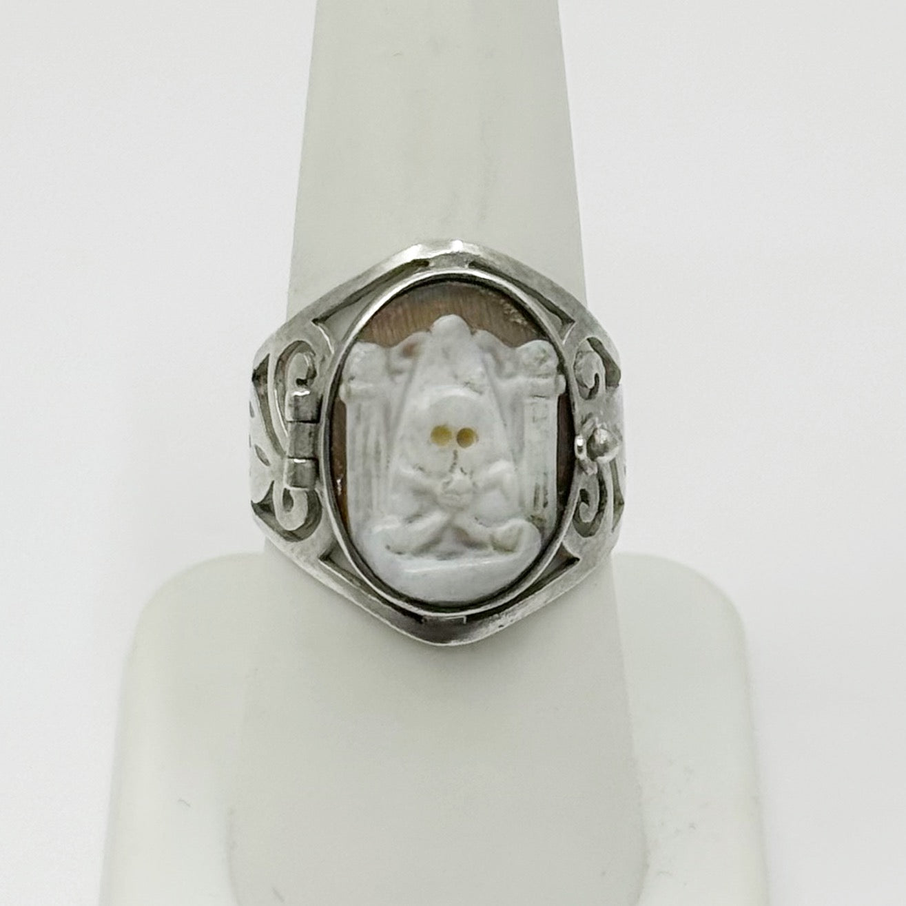 Enif Sterling silver Momento Mori shell cameo poison ring - GM76