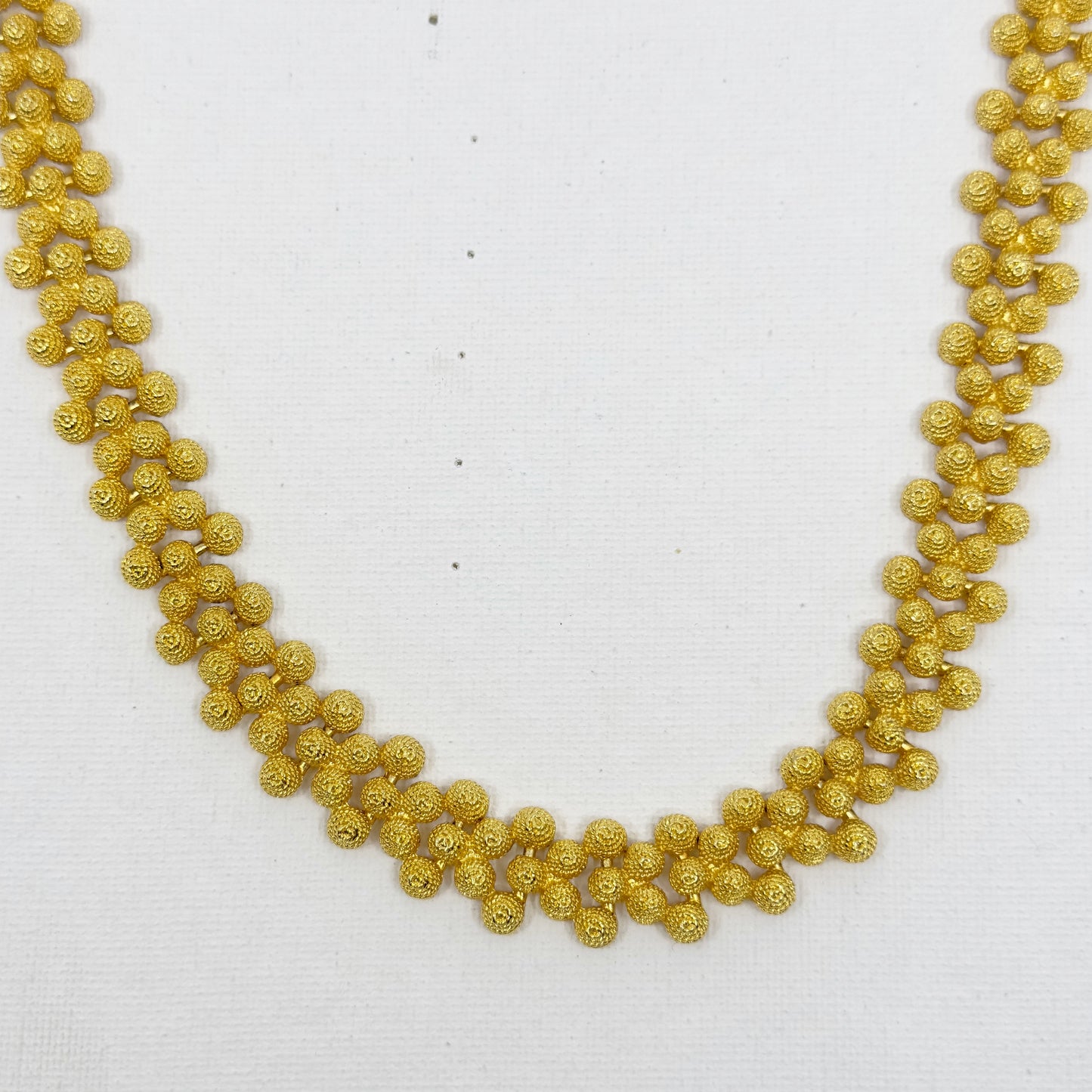 Vintage Gold tone Hobnail Domes necklace - GM3009