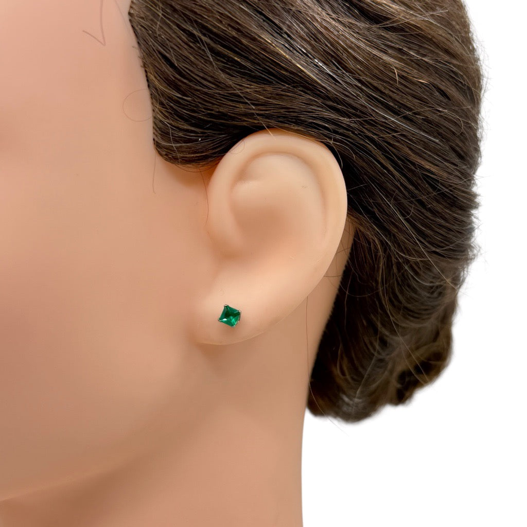 Gold Vermeils sterling silver green cubic zirconia stud earrings - GM778