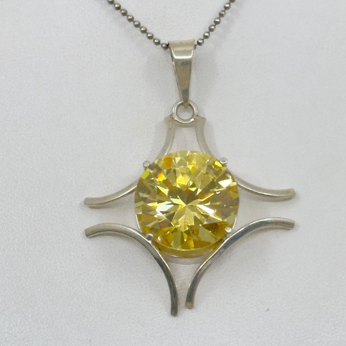 Mexican sterling silver cubic zirconia cross pendant GM852