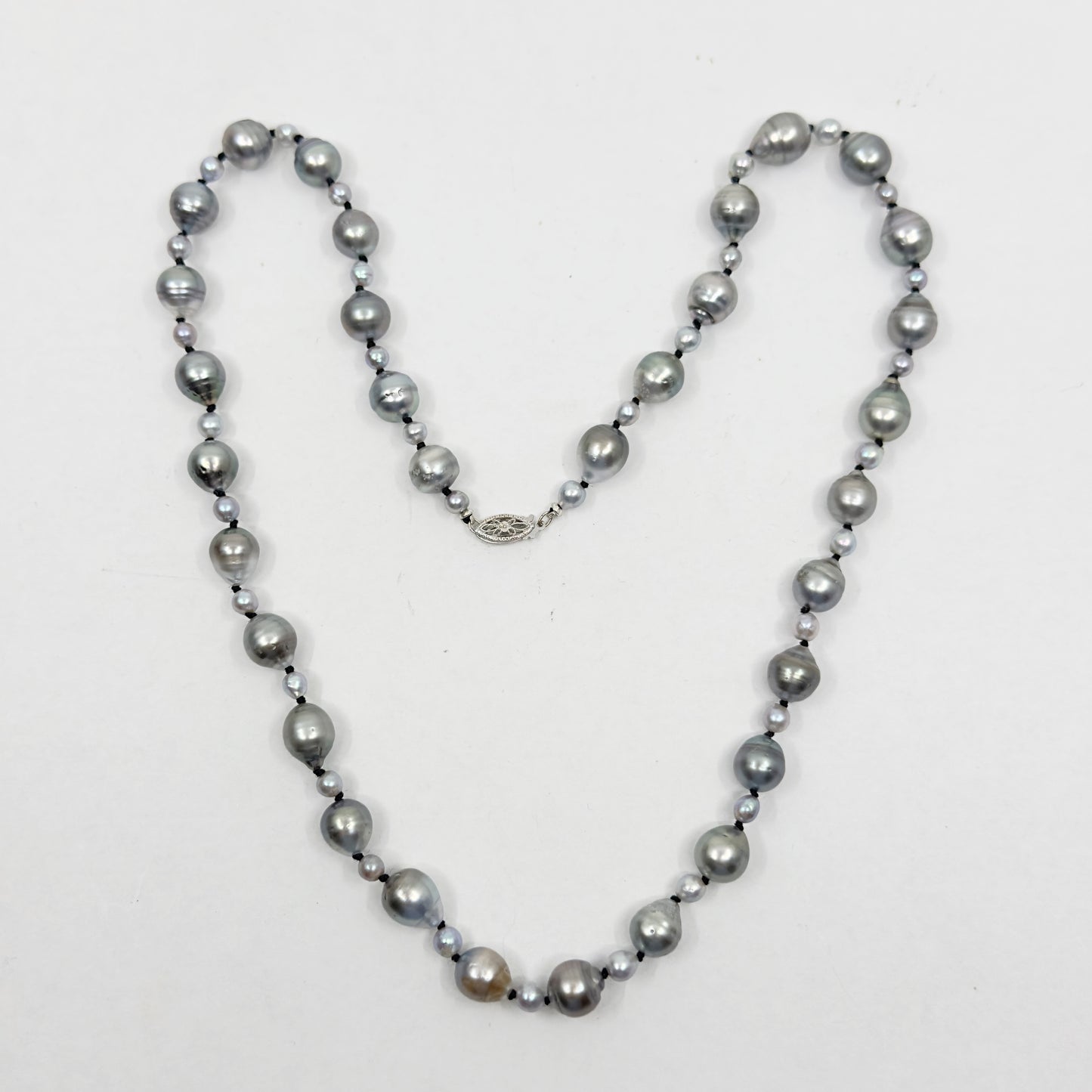 14k gold Tahitian & Akoya Pearl necklace GM861