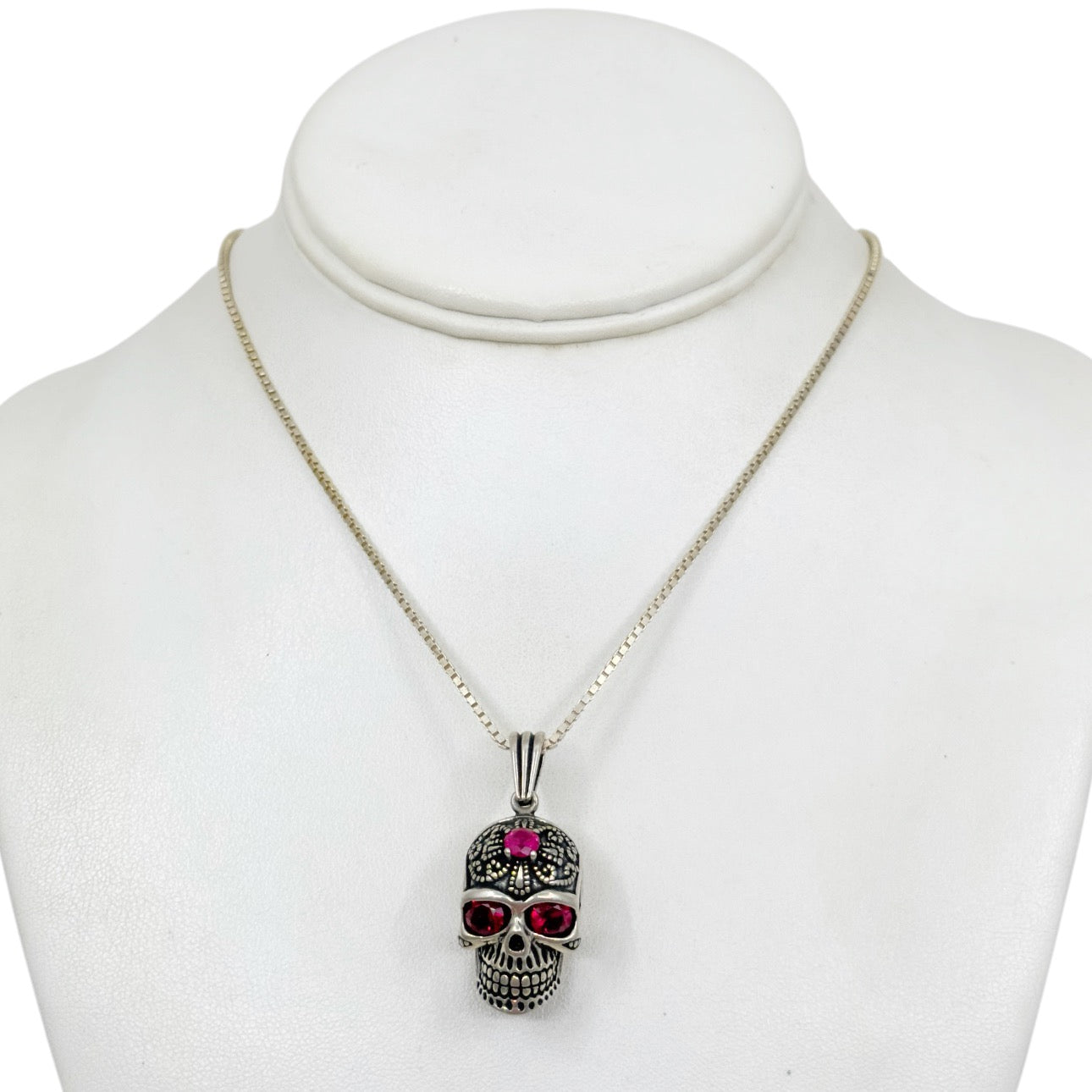 Sterling silver ruby skull pendant GM872