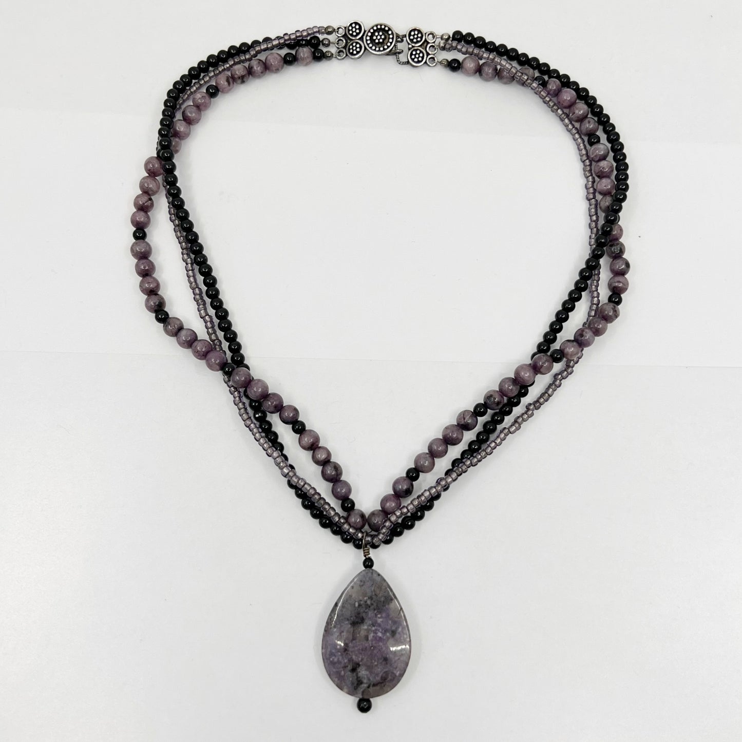 Sterling silver amethyst & onyx bead necklace GM882