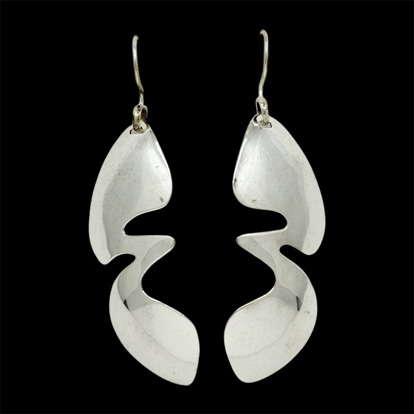 Contemporary sterling silver drop earrings - GM90