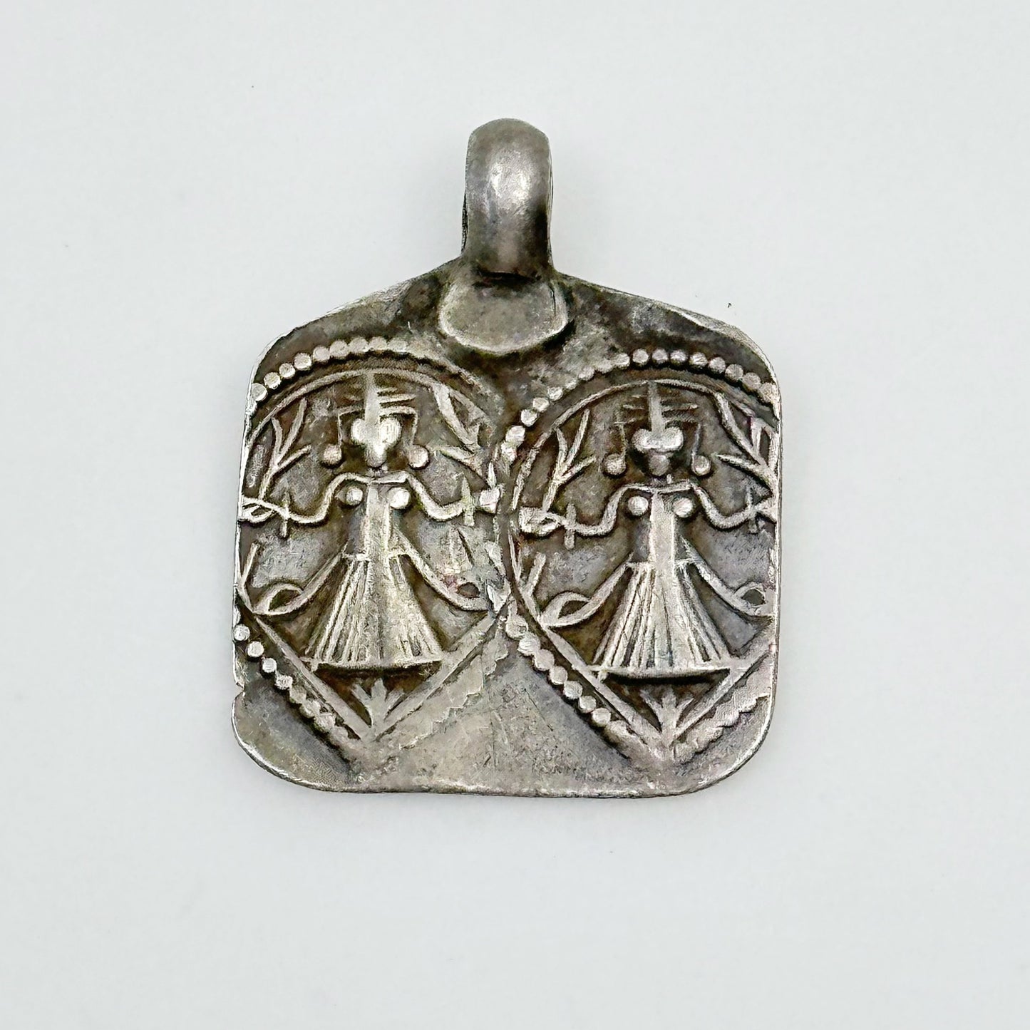 Vintage Hindu Rajasthan 800 silver pendant GM902