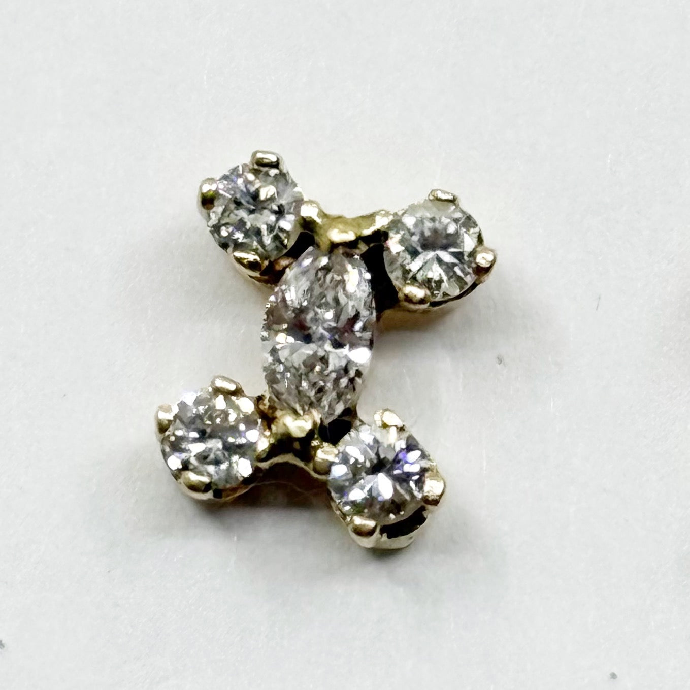 Hand Made 14k gold 1.25 carat diamond CC stud earrings - GM907