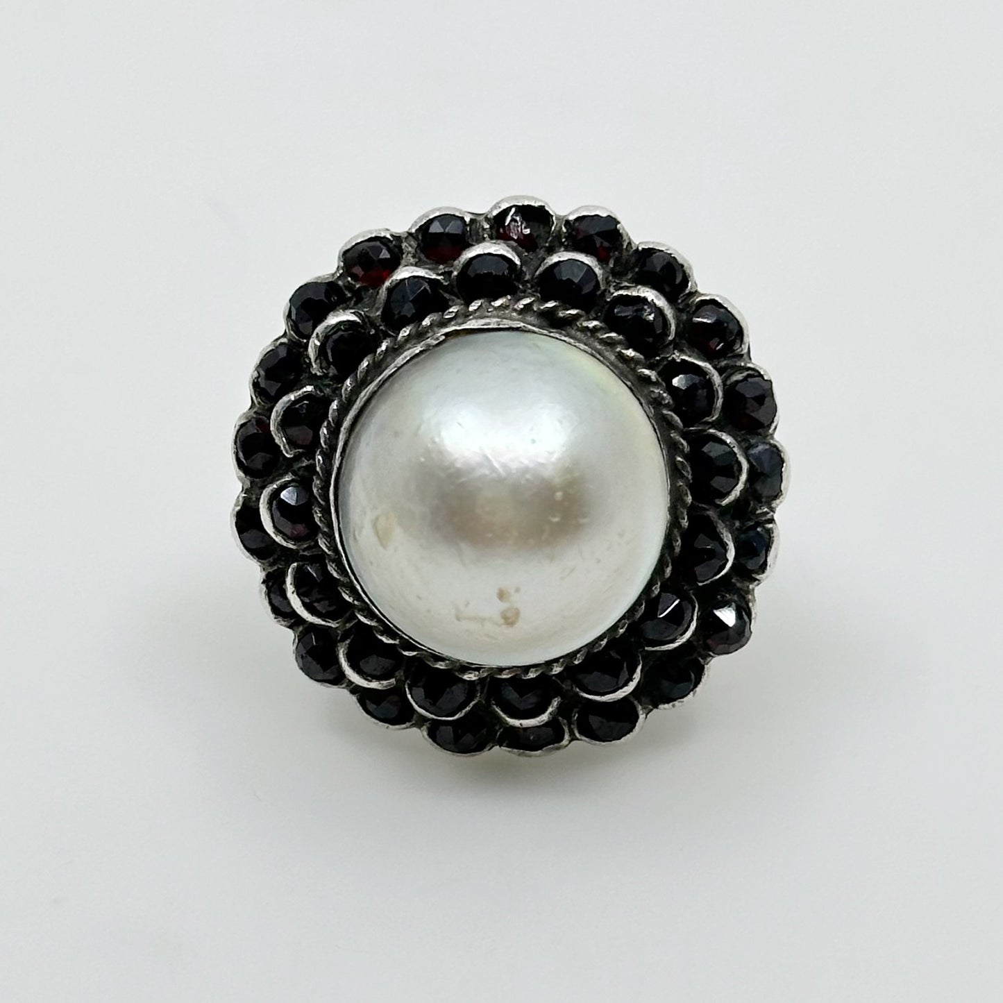Vintage Sterling silver Mabe pearl & bohemian cut garnet ring