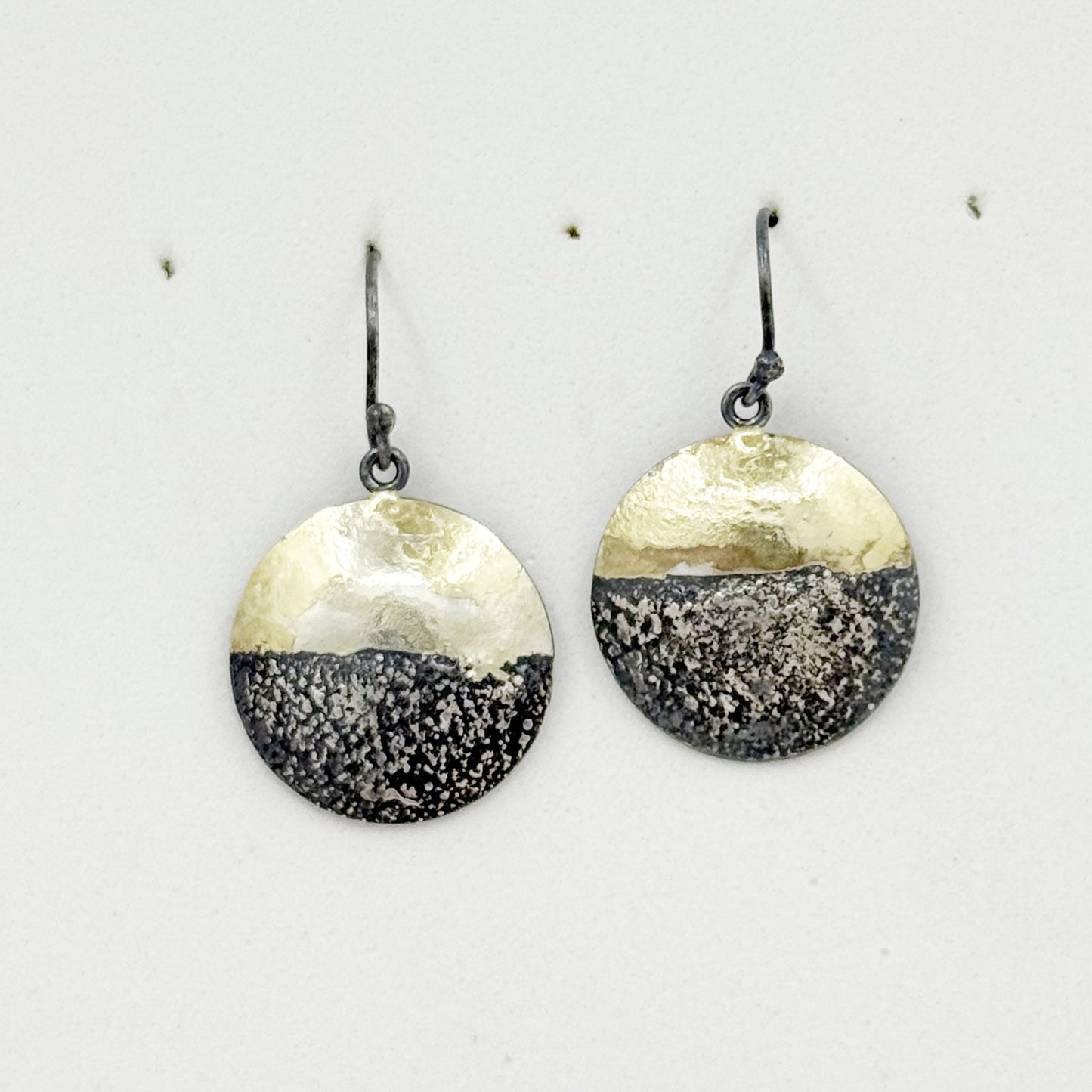 Contemporary 18k gold & sterling silver drop earrings - GM96