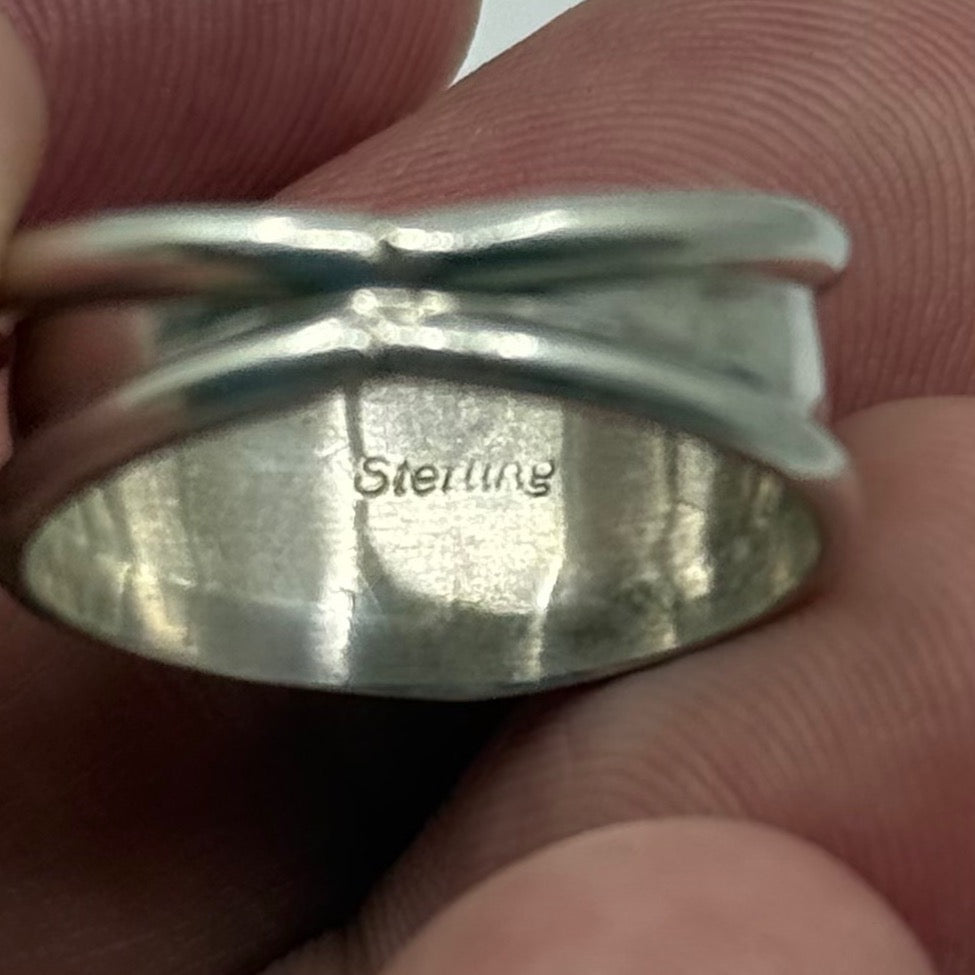 Zuni sterling silver coral ring - GM98