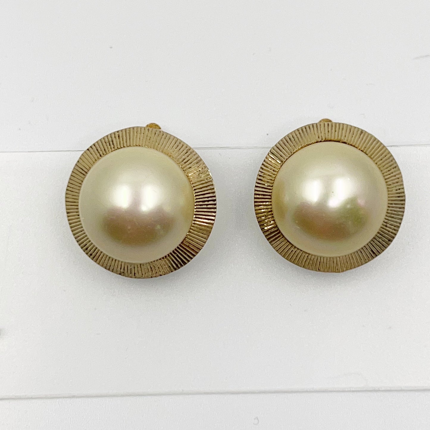 Gold Vermeil Majorica Mabe pearl Earrings - GM981