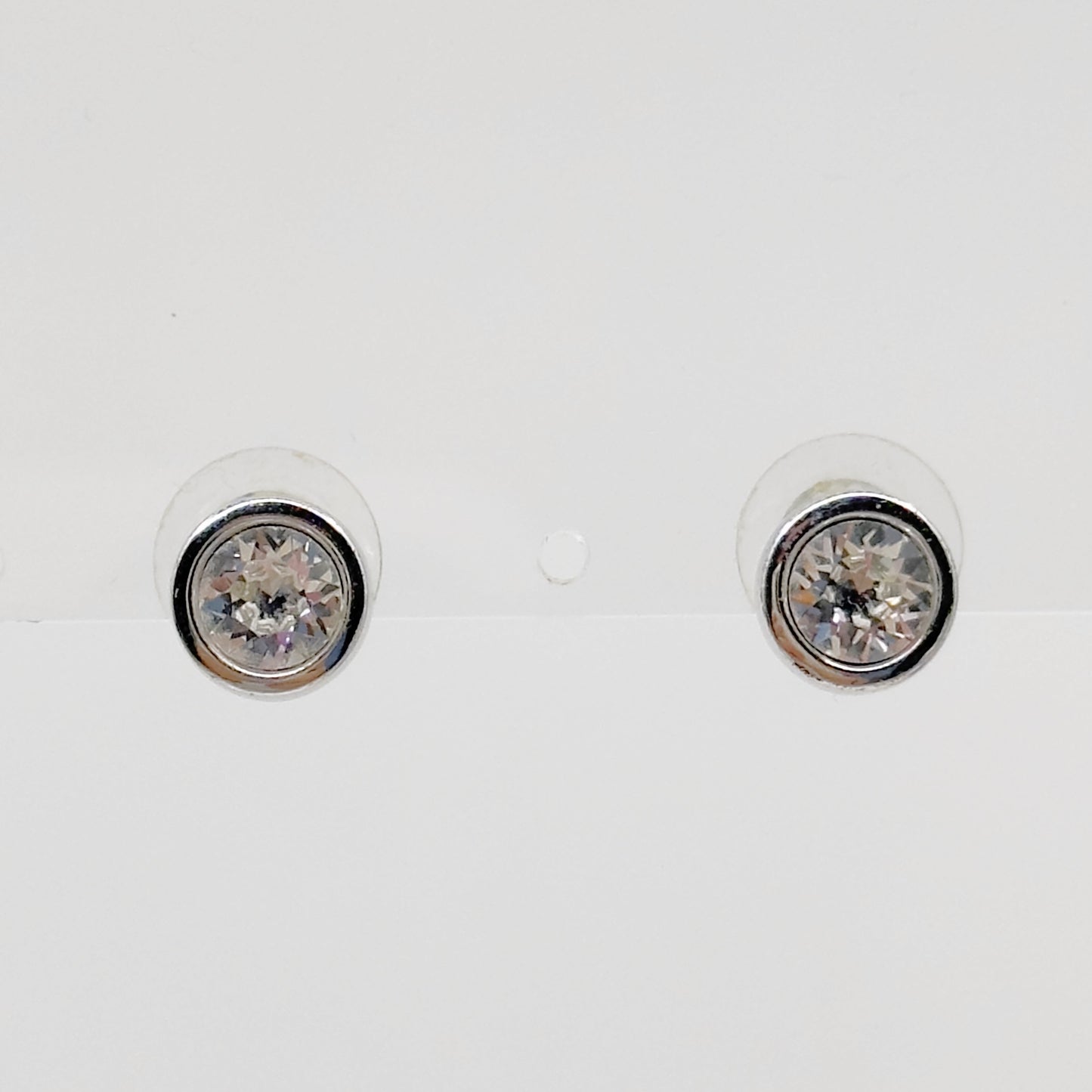 Swarovski silver tone crystal Stud earrings GM841