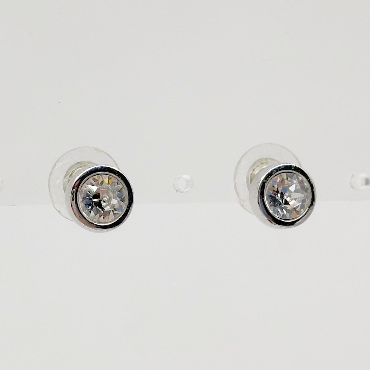 Swarovski silver tone crystal Stud earrings GM841