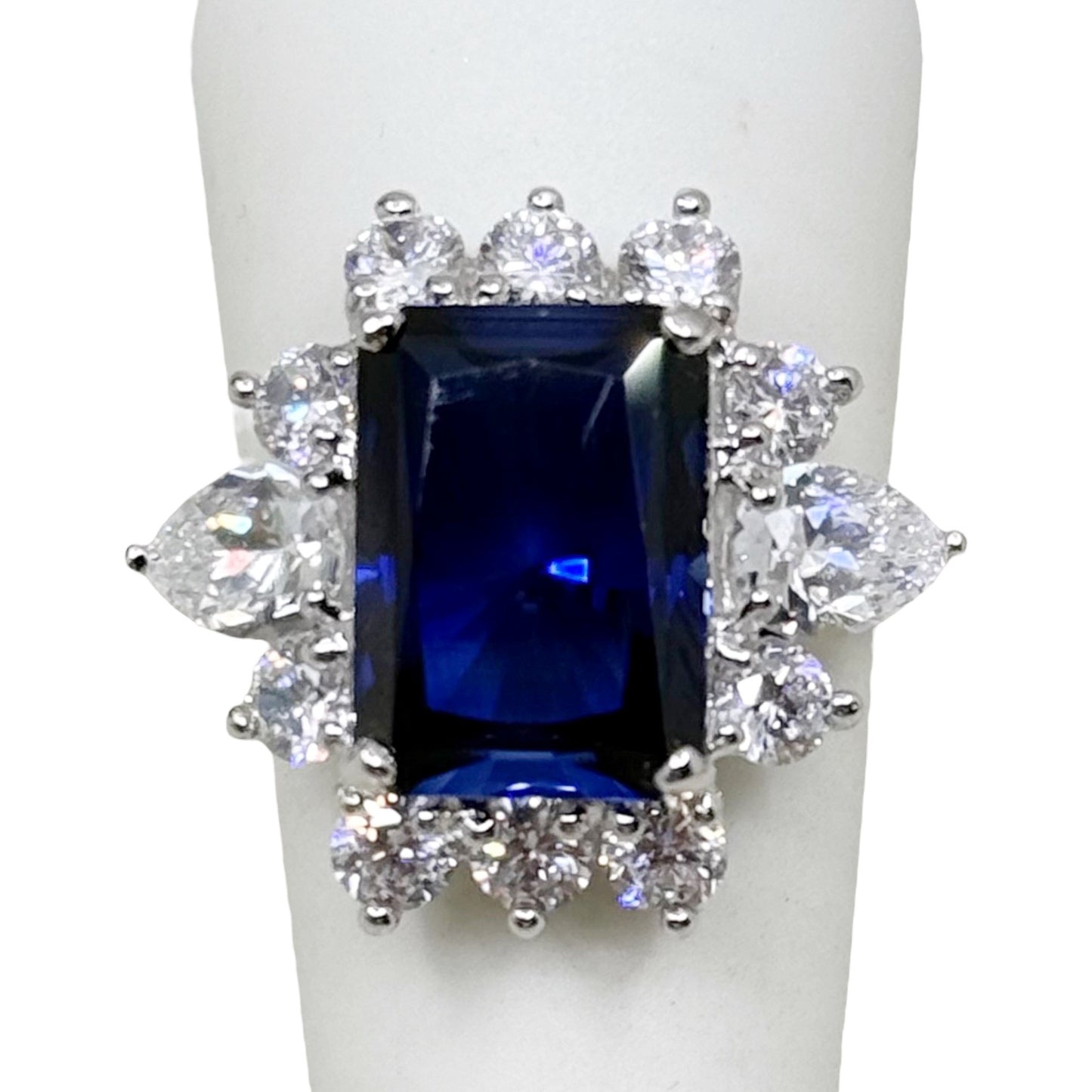 Heritage Collection sterling silver cubic zirconia cocktail ring - GM355