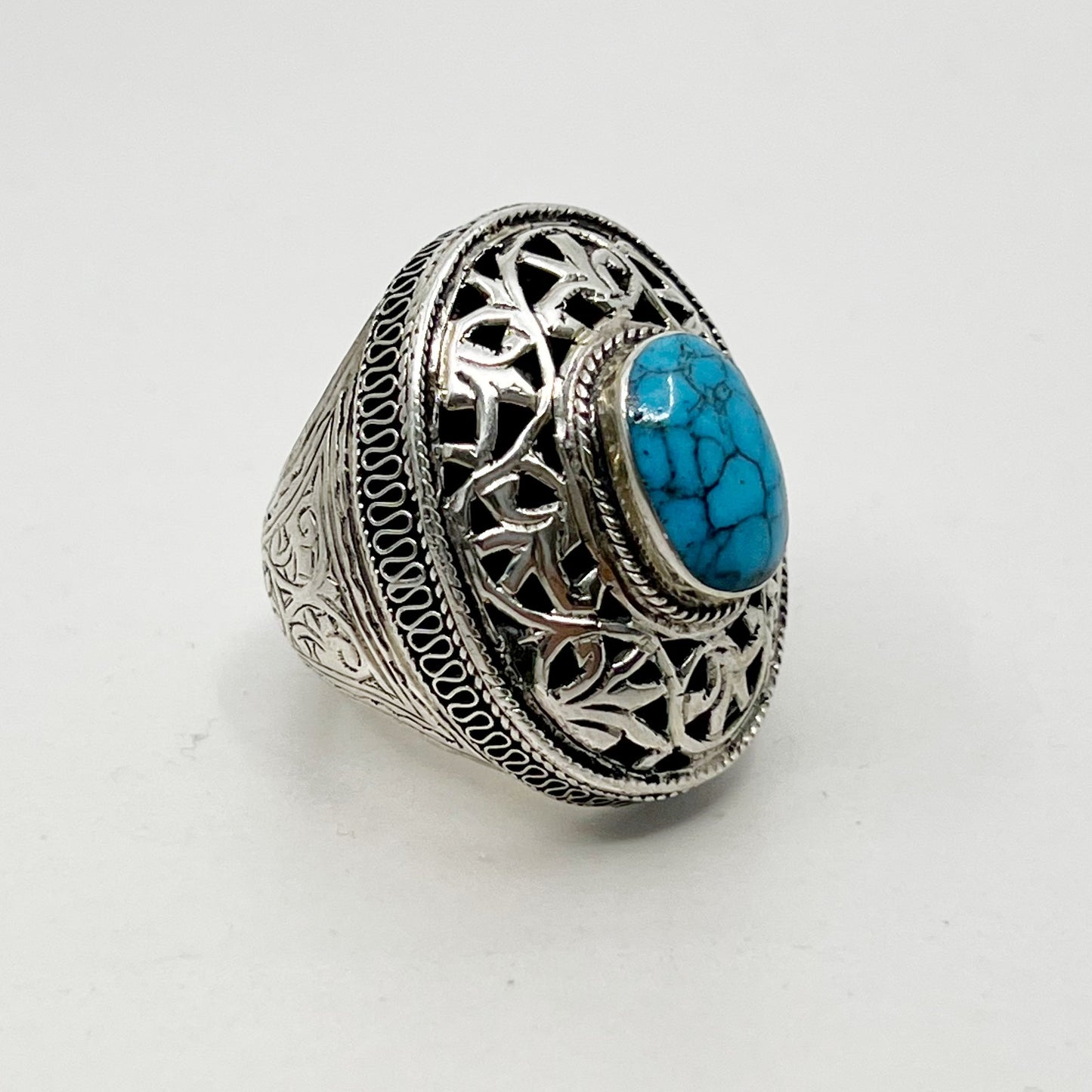 Vintage oversized sterling silver turquoise ring