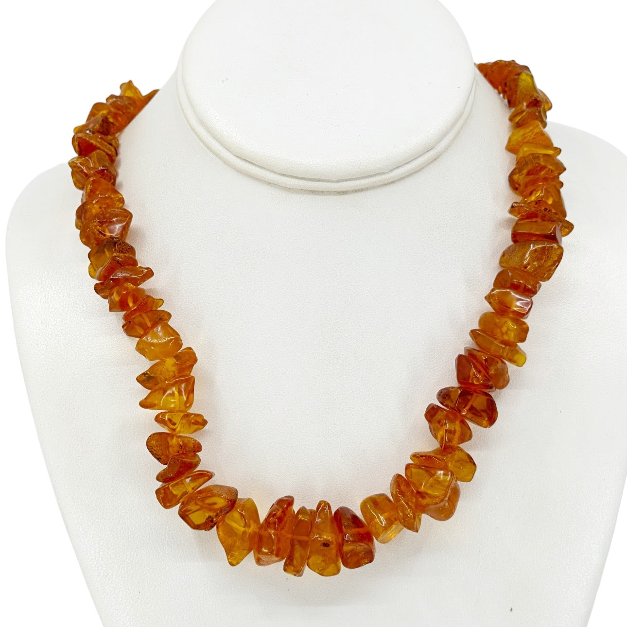 Vintage graduated baltic amber bead necklace