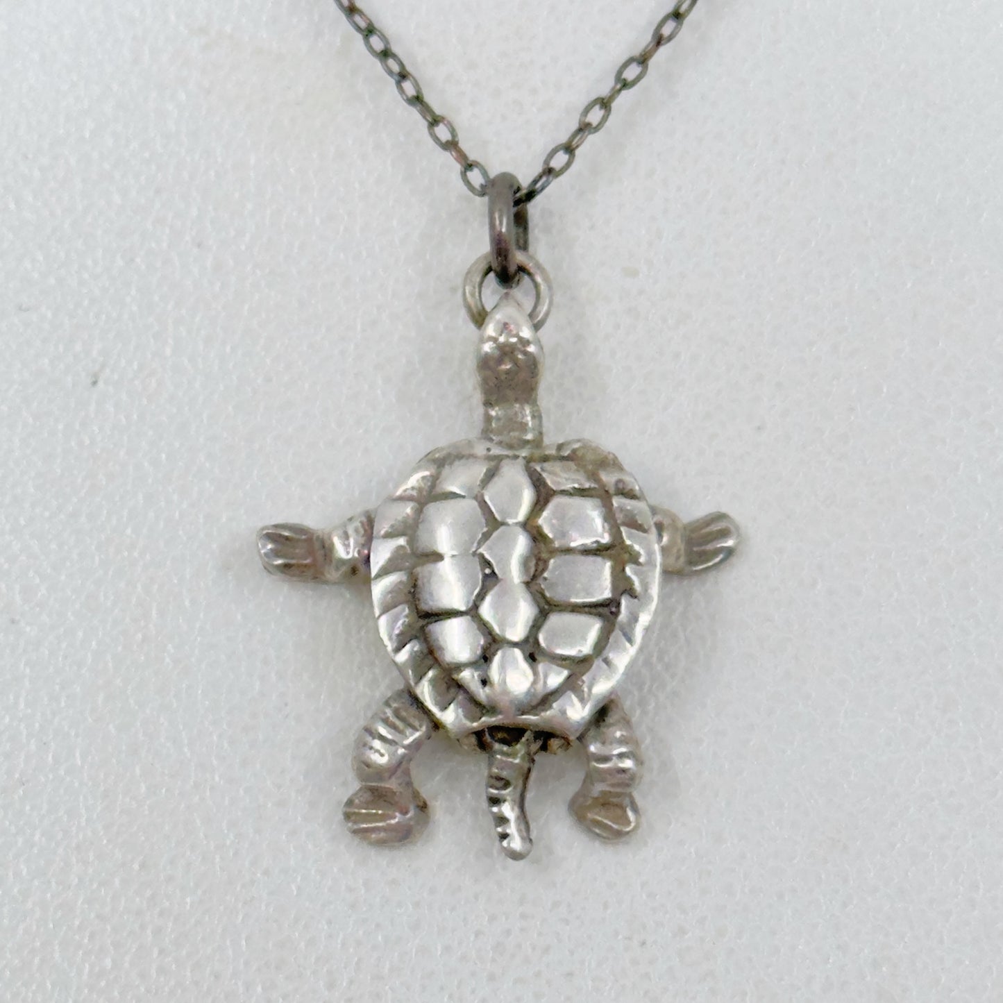 Sterling silver articulated turtle pendant