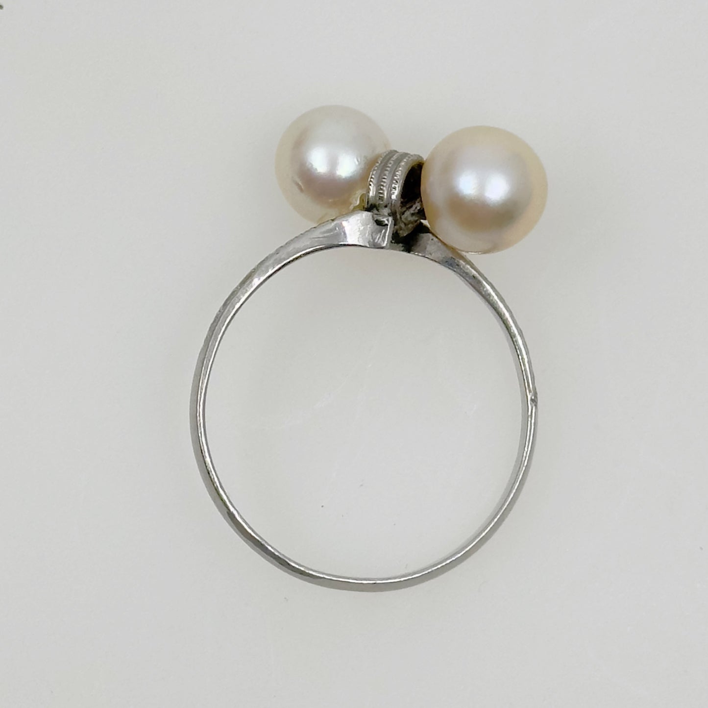 Art Deco Platinum akoya pearl ring