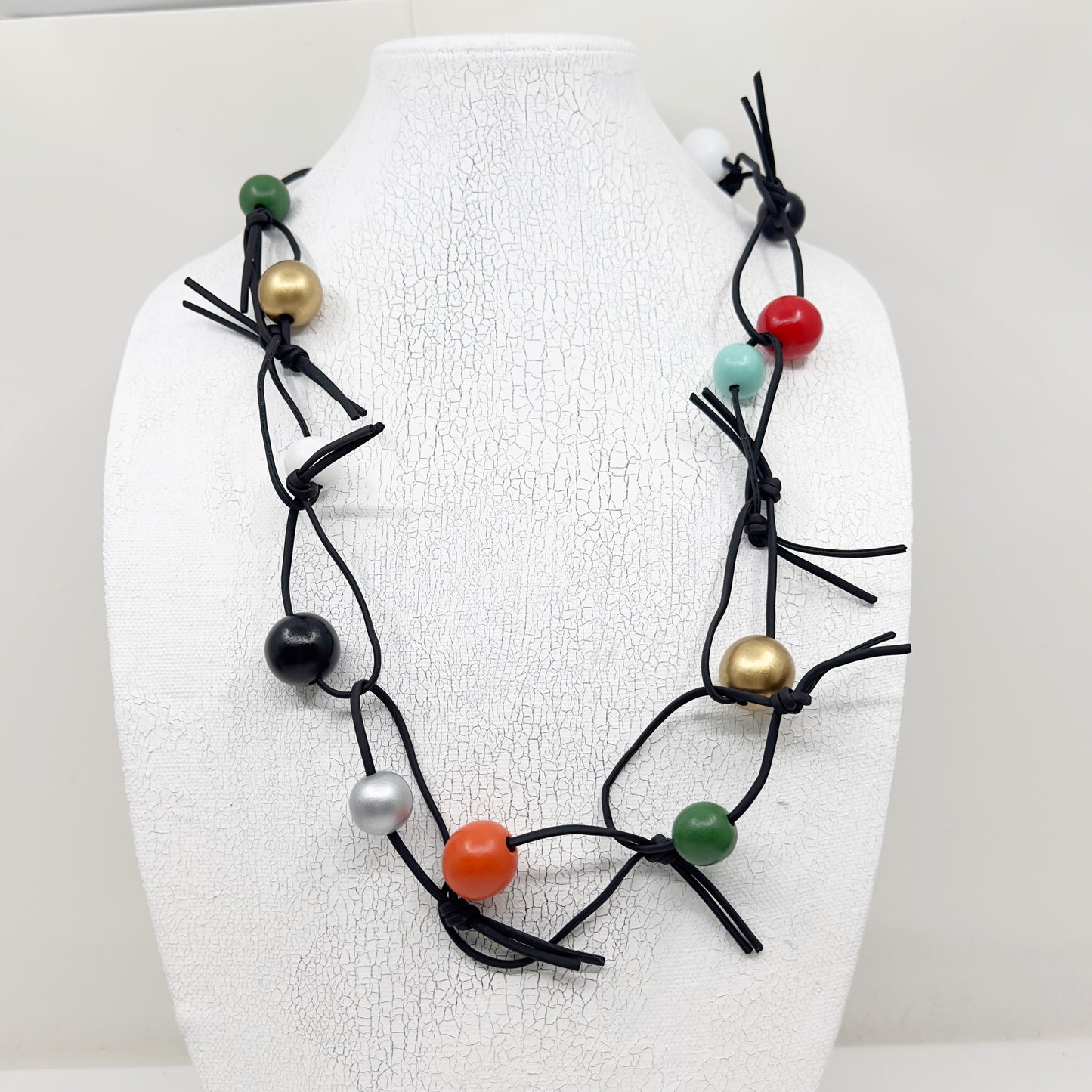 jianhui London recycle wood beads & leather necklace